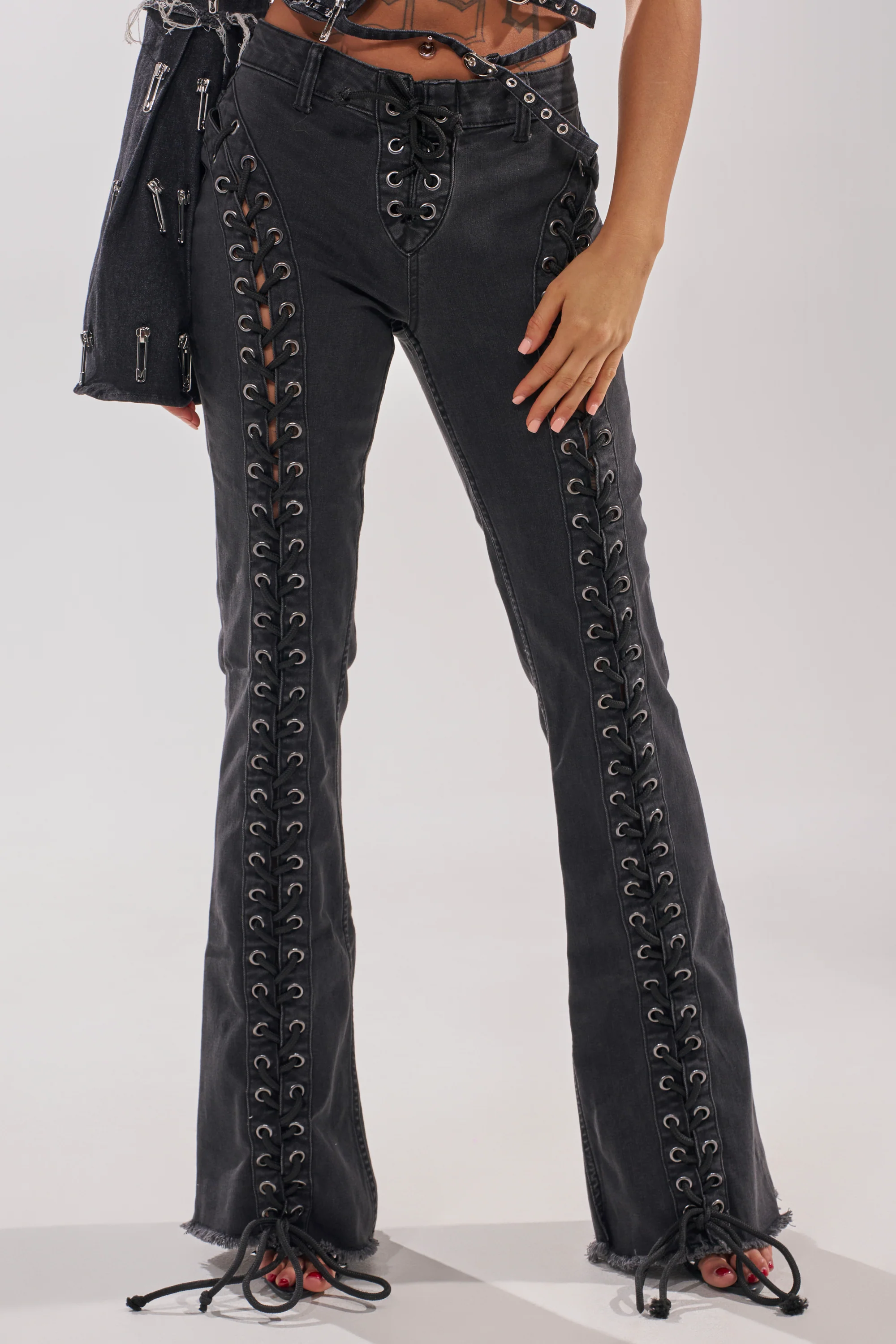 HOTTY LACE UP FLARE DENIM - Akira Store