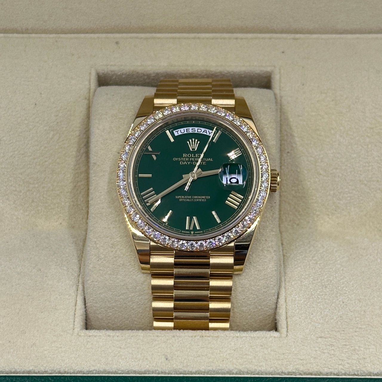 【Super Clone】RLX  Day-Date President 40mm Yellow Gold Green Roman Dial Diamond Bezel - 228348rbr