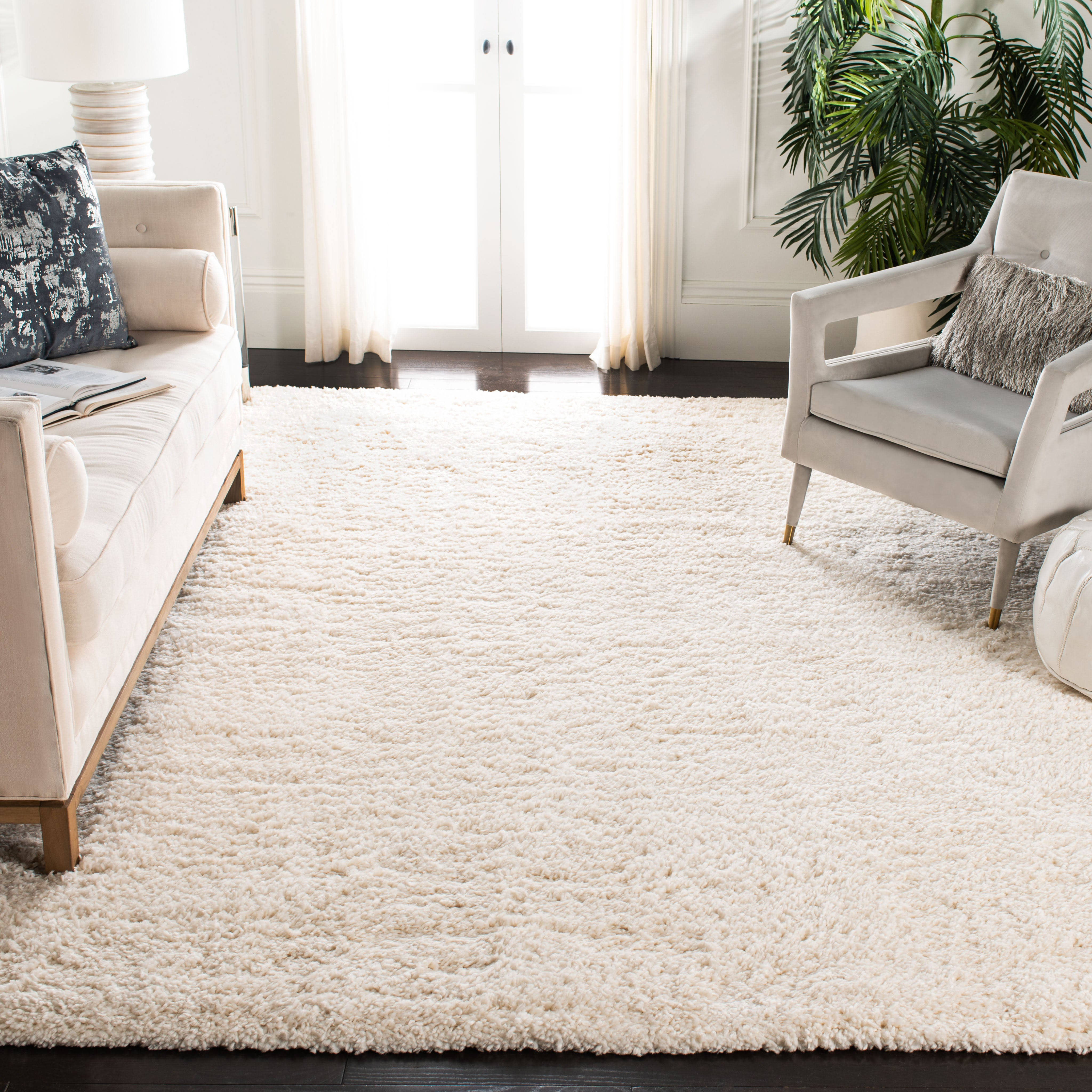 Safavieh Fontana Shag Collection FNT800A Ivory Rug - 5' 3