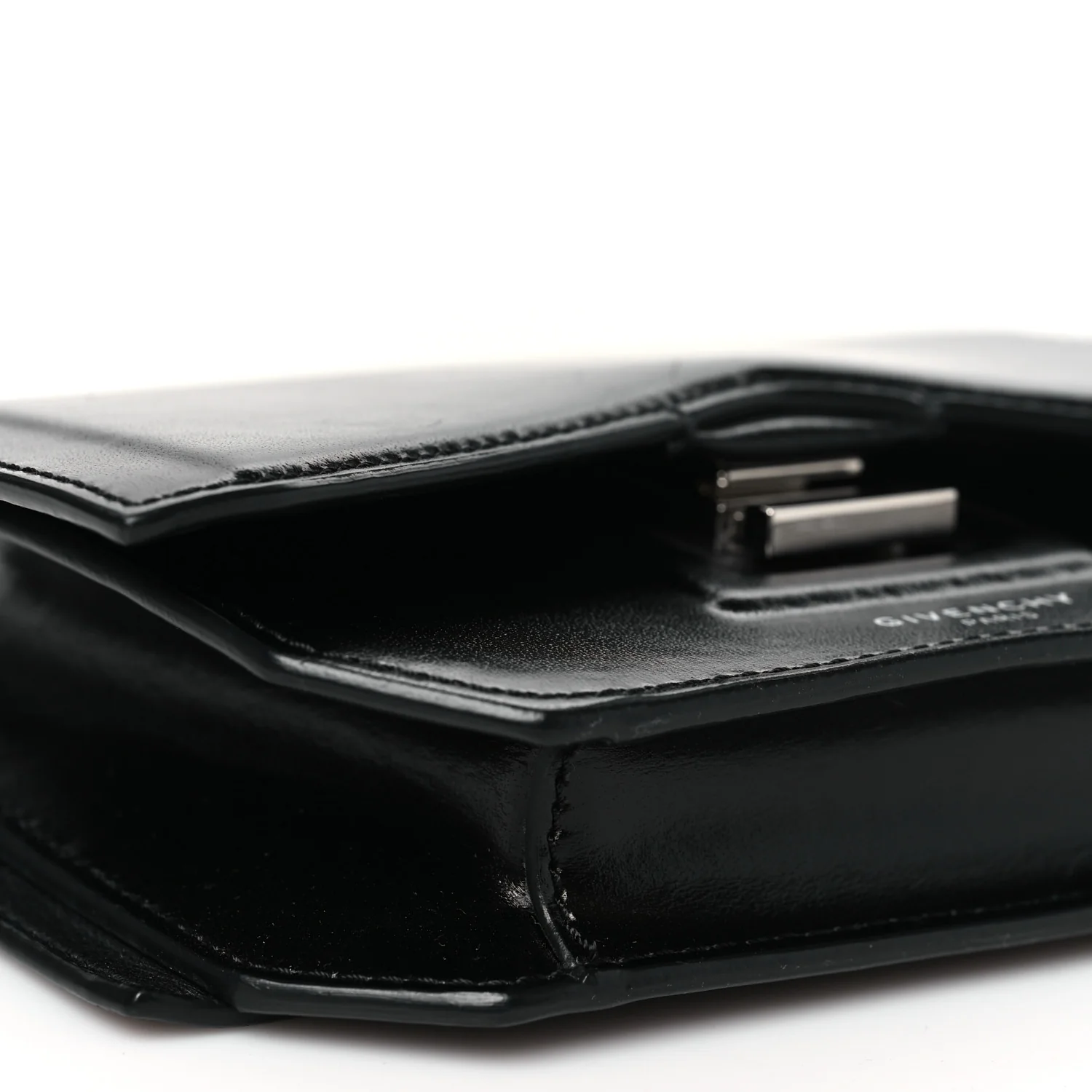 Calfskin Bow Cut Chain Wallet Black