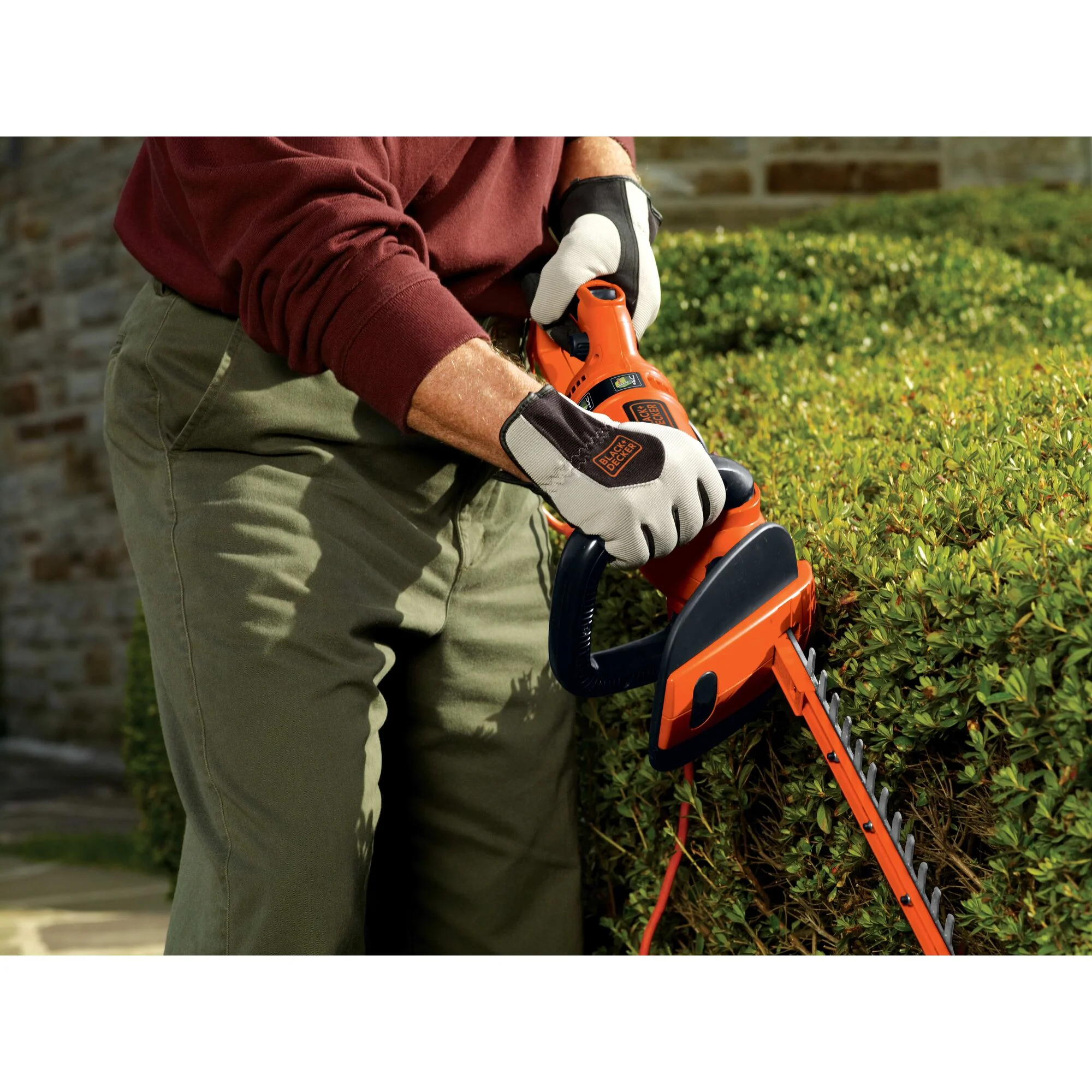 HH2455 3.3 Amp HedgeHog 24" Hedge Trimmer with Rotating Handle - Image 9