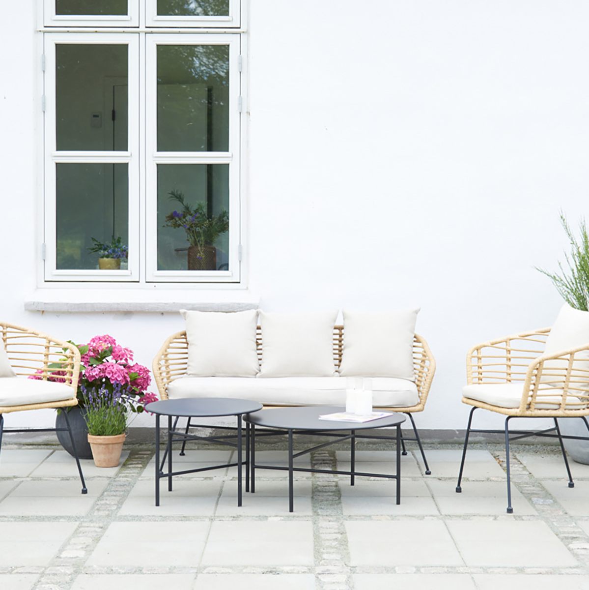 Lisomme Mila metalen tuin salontafel zwart - Ø 70 cm