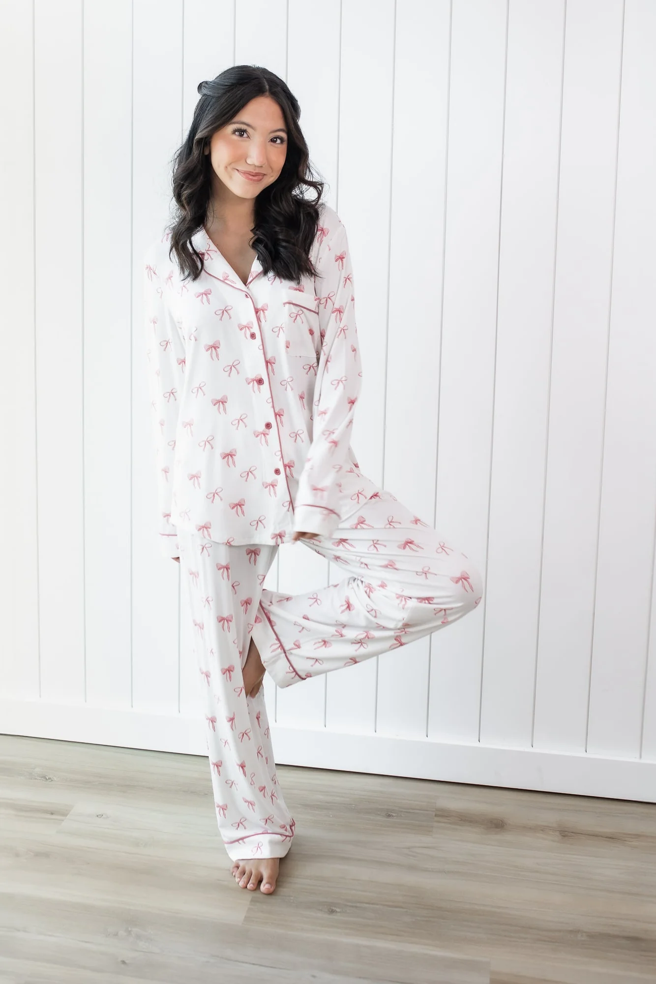 Long-Sleeved Women's Pajama Set in Bow