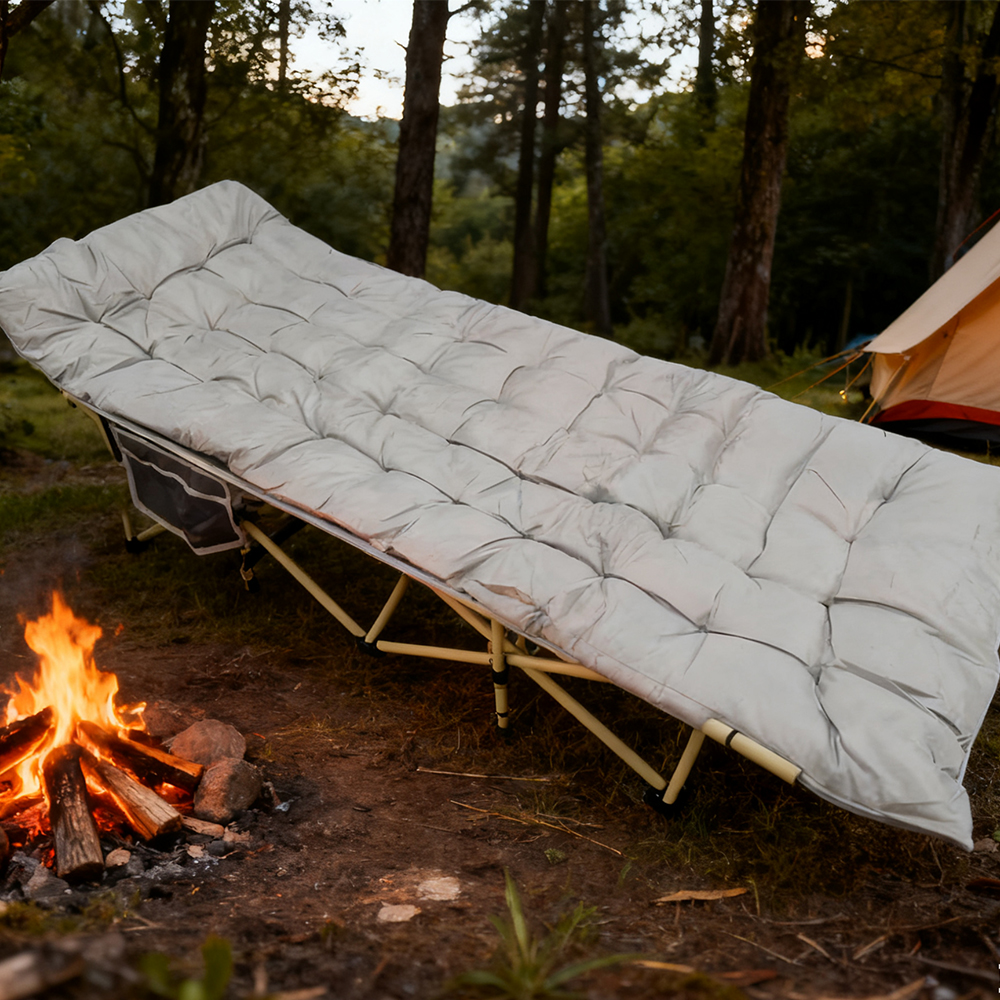 Wholesale High Quality Steel Modern Comfort Padded Foldable Single Bed Folding Camping Cot Removable Mattress for Beach Use