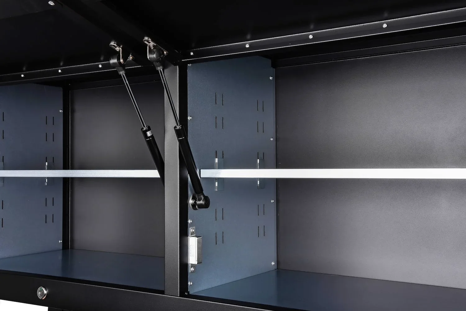 JEGS 81453 72 in. Rolling Tool Cabinet Black Powder-Coated Steel Includes: (15)