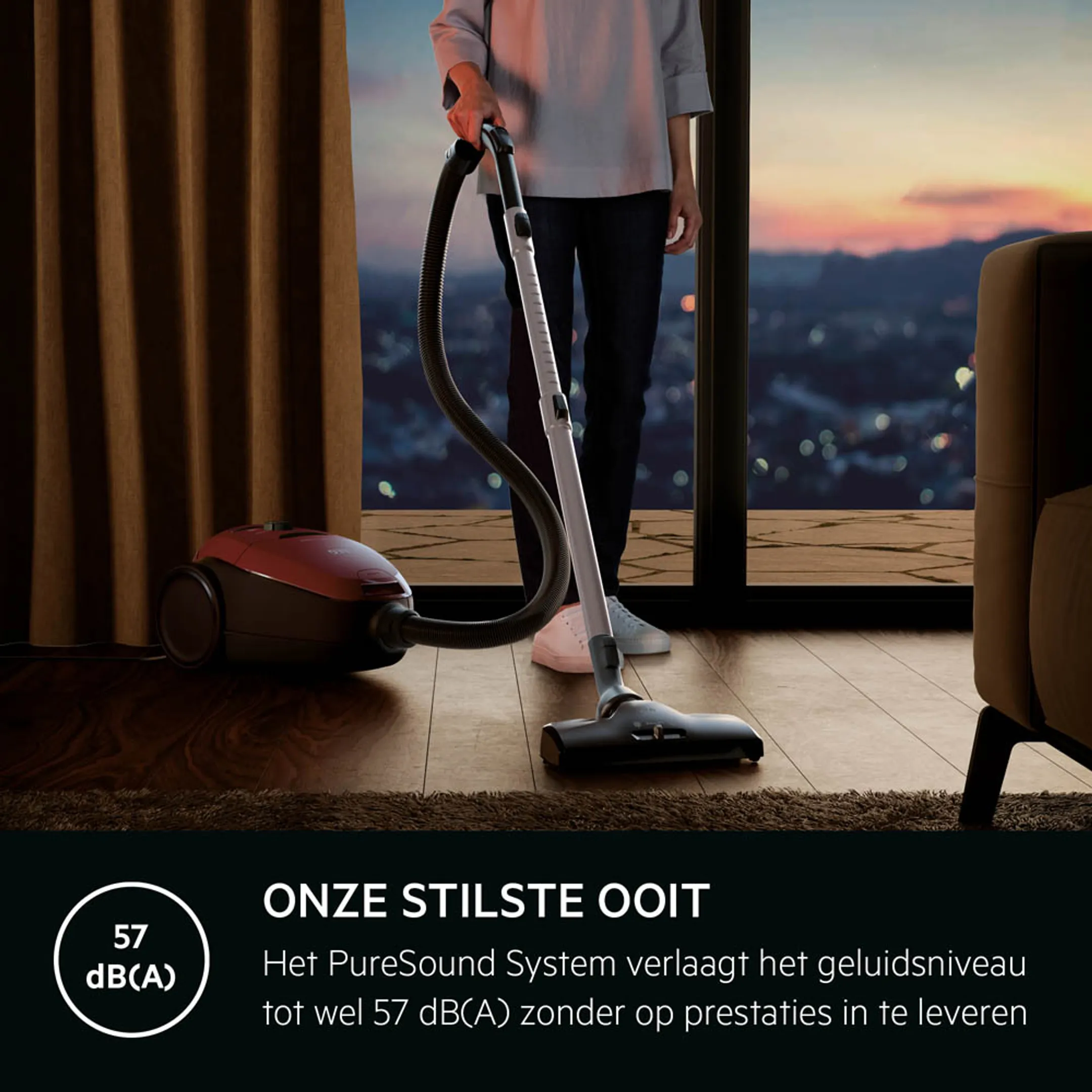 AEG Stofzuiger met zak VX82-1-2CR