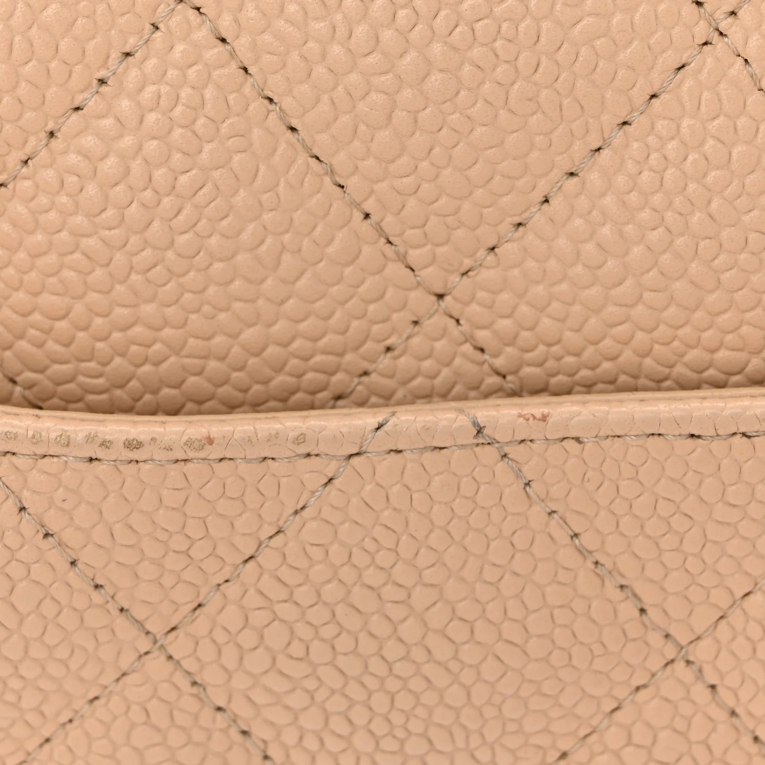 Caviar Quilted Jumbo Double Flap Beige Clair