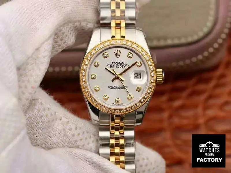 Rolex Lady Datejust 18K Yellow Gold 28MM Silver Dial
