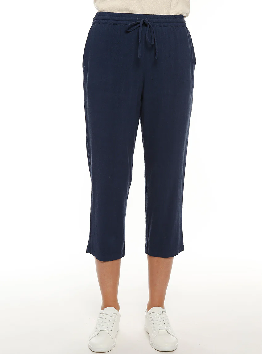 Pantacourt fluide femme en lin bleu marine