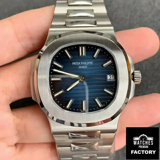 Patek Philippe Nautilus 5711 / 1A 010 GR Factory Stainless Steel Strap