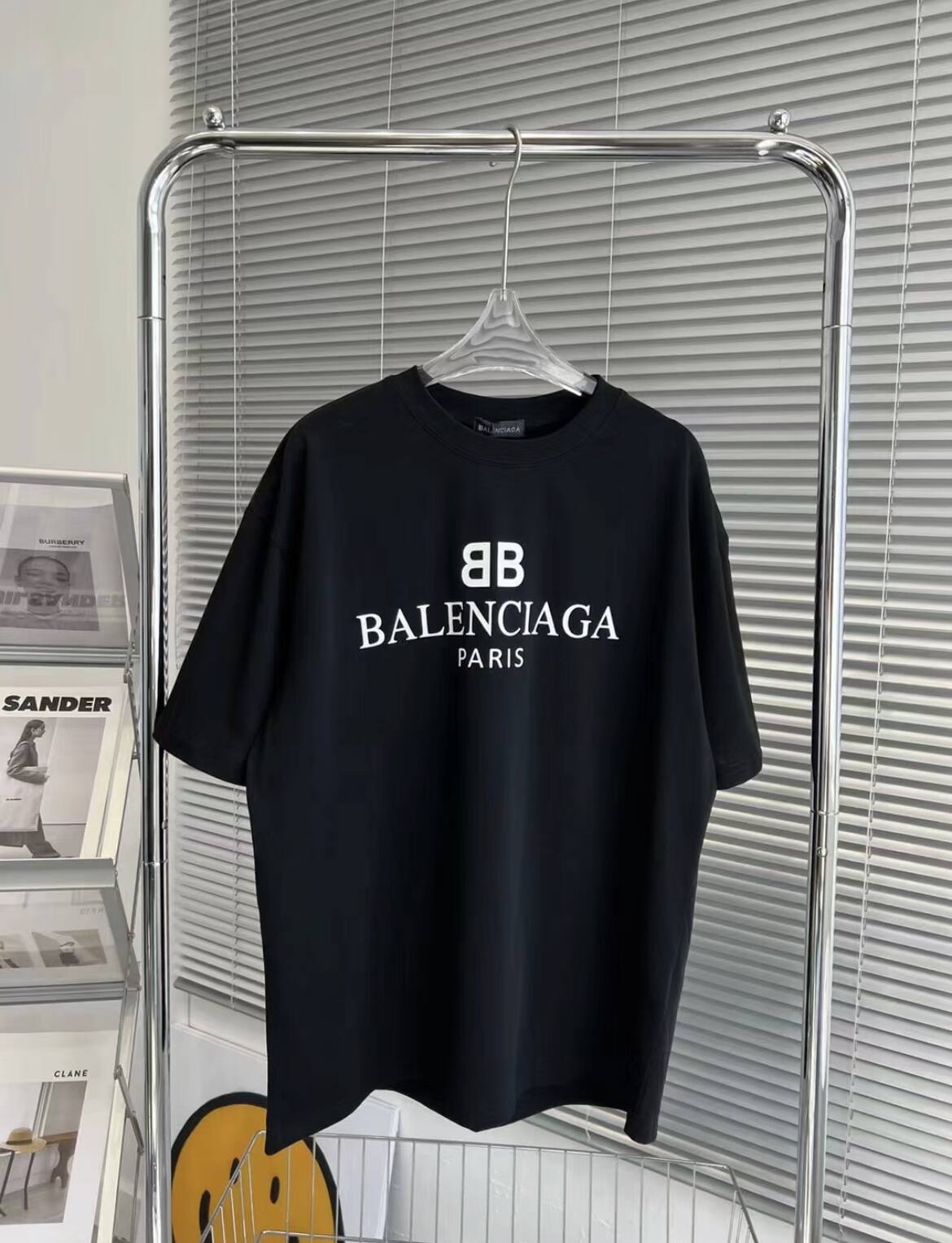 【BALENCIAGA】（バレンシアガ ）半袖 男女兼用半袖Tシャツ