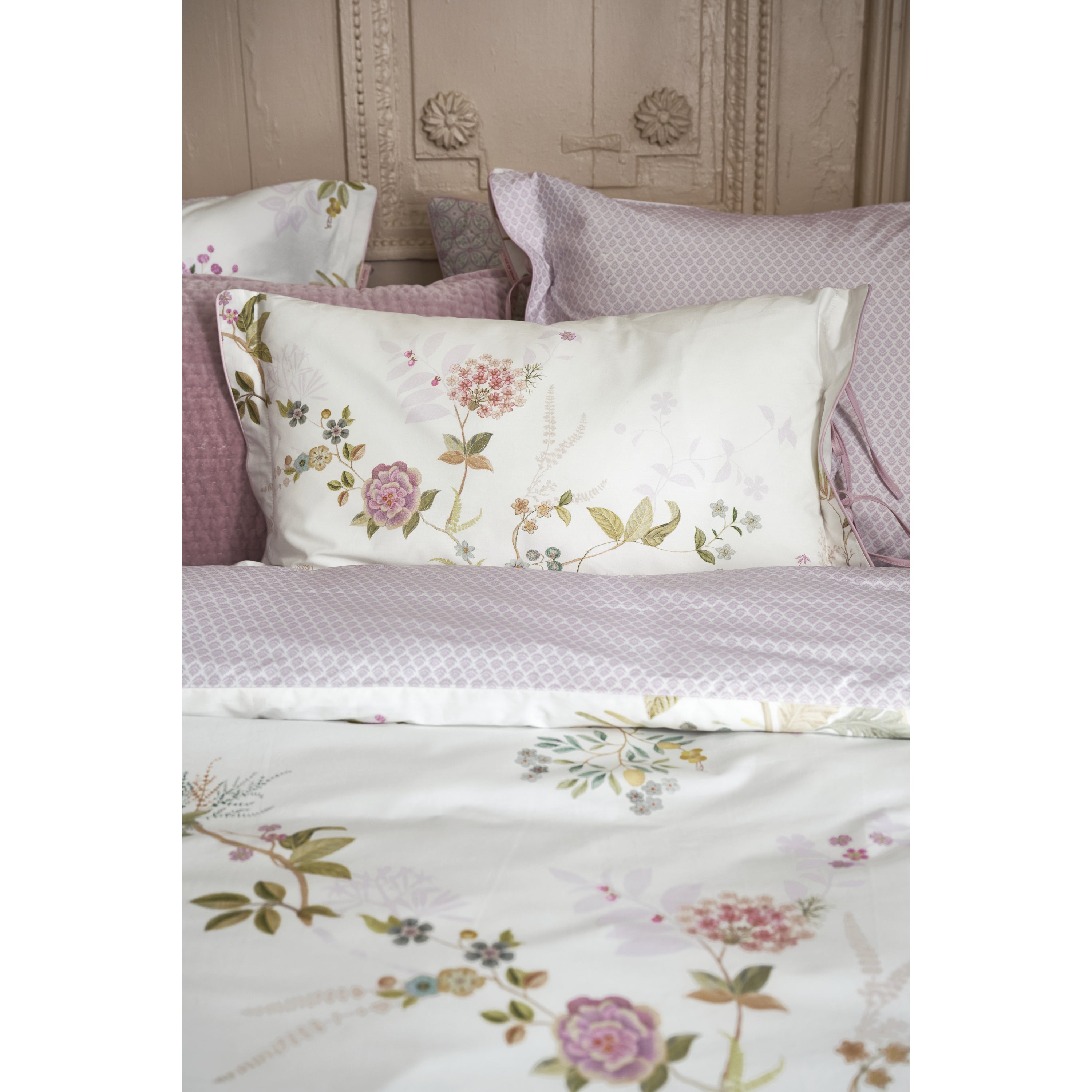 Pip Studio Bustani Sierkussen 35 x 60 cm - Wit