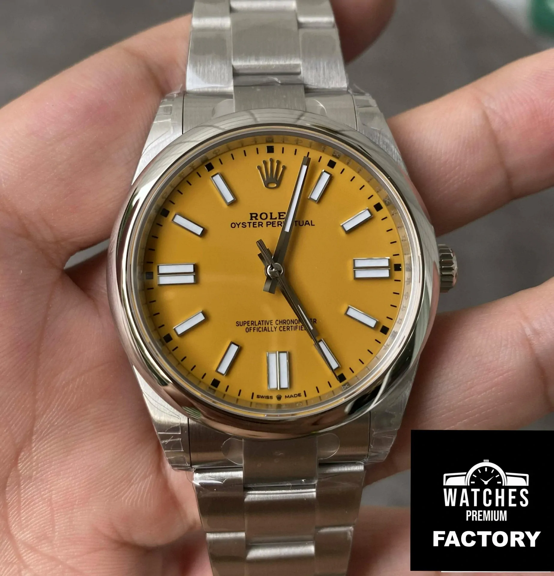 Rolex Oyster Perpetual 41MM M124300-0004 VS Factory Stainless Steel Yellow Dial