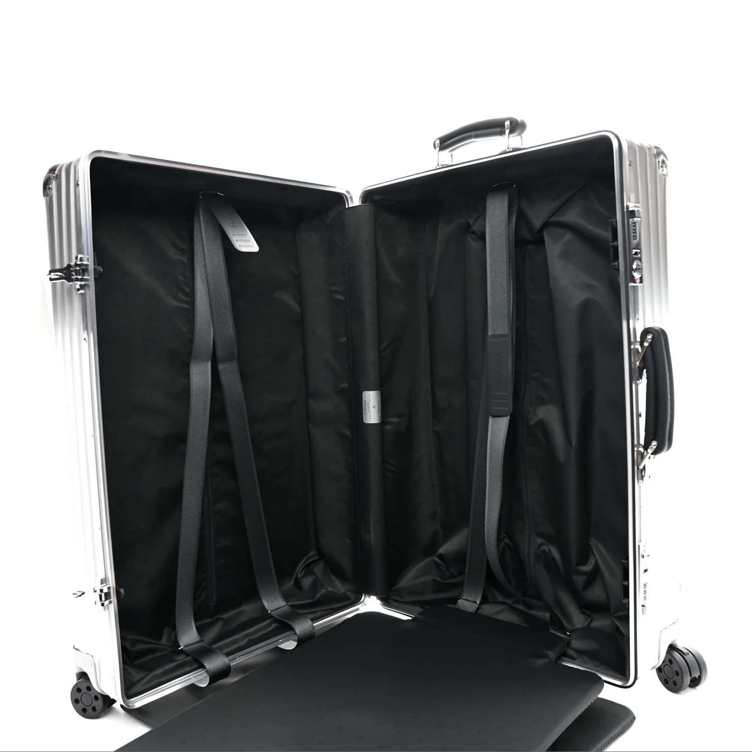 Aluminum Classic Check-In M Silver