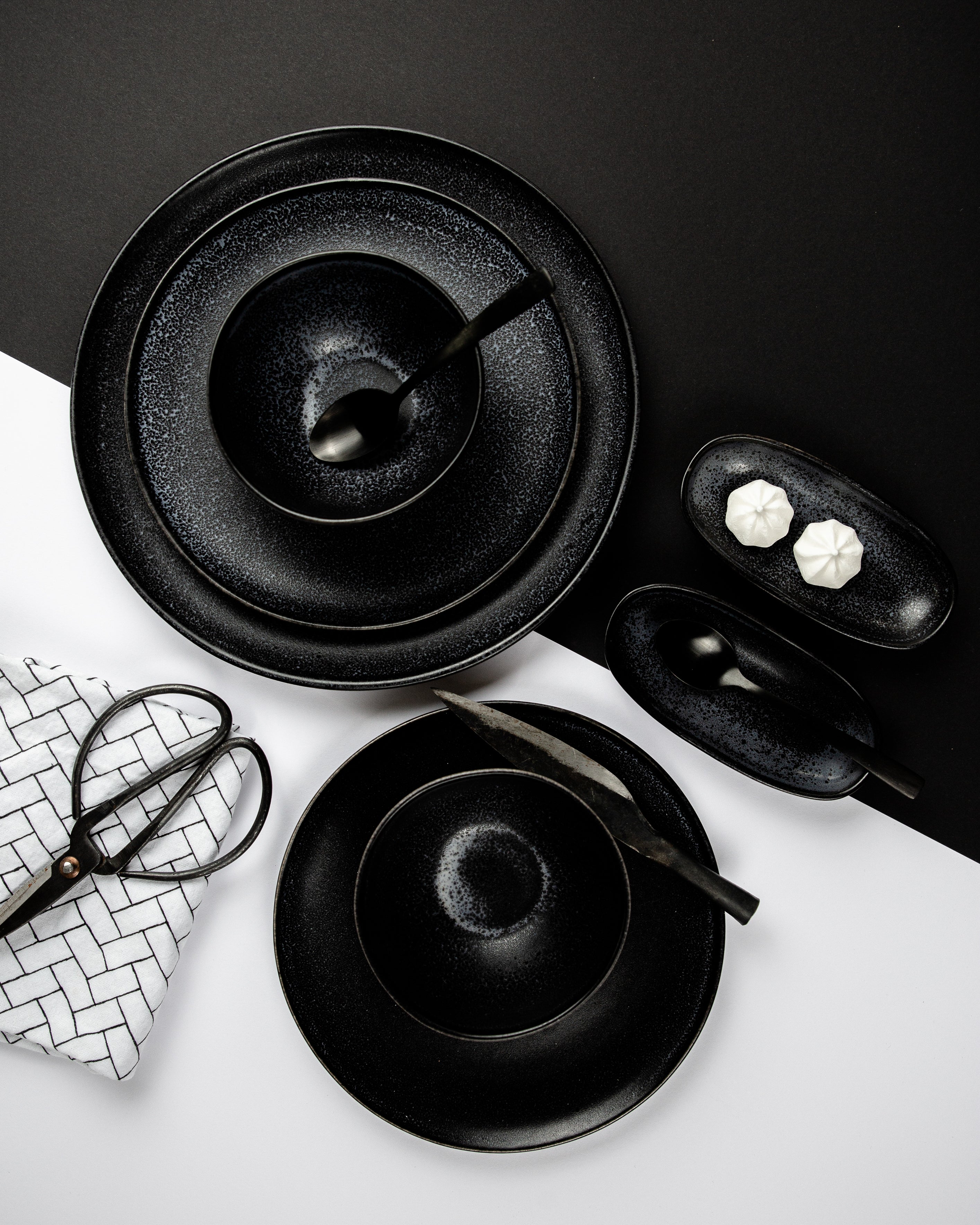 TURMALINA - TABLEWARE SET BLACK 24 PIECES