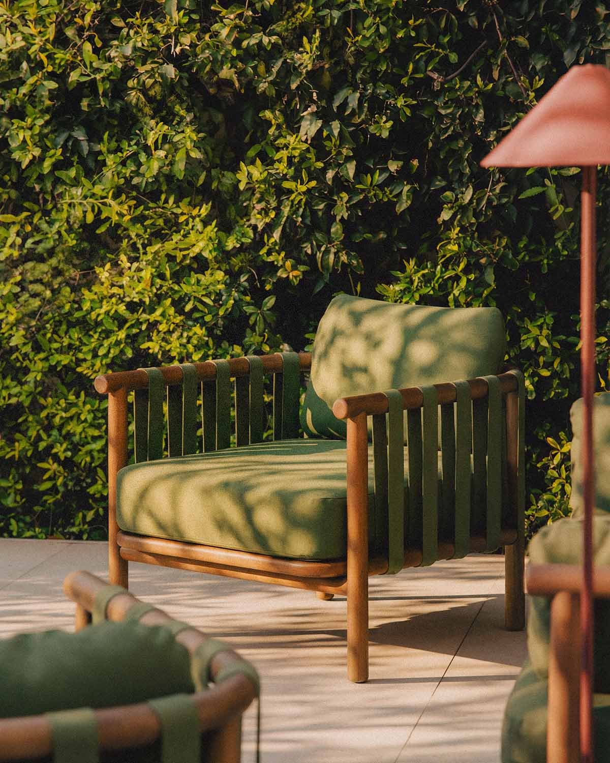 Edvard - Sillón de Jardín de Madera de Eucalipto y Tela Edvard