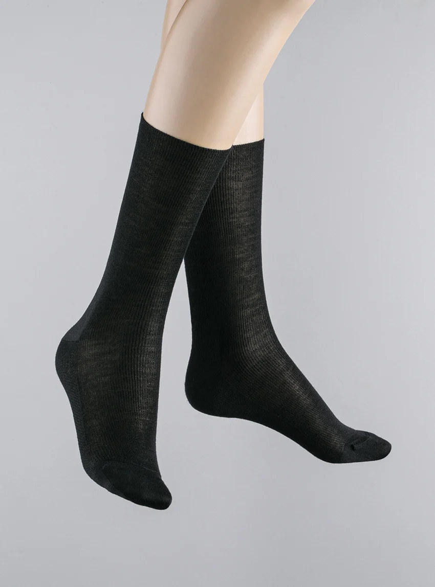 Mi-chaussettes mixte en laine noires
