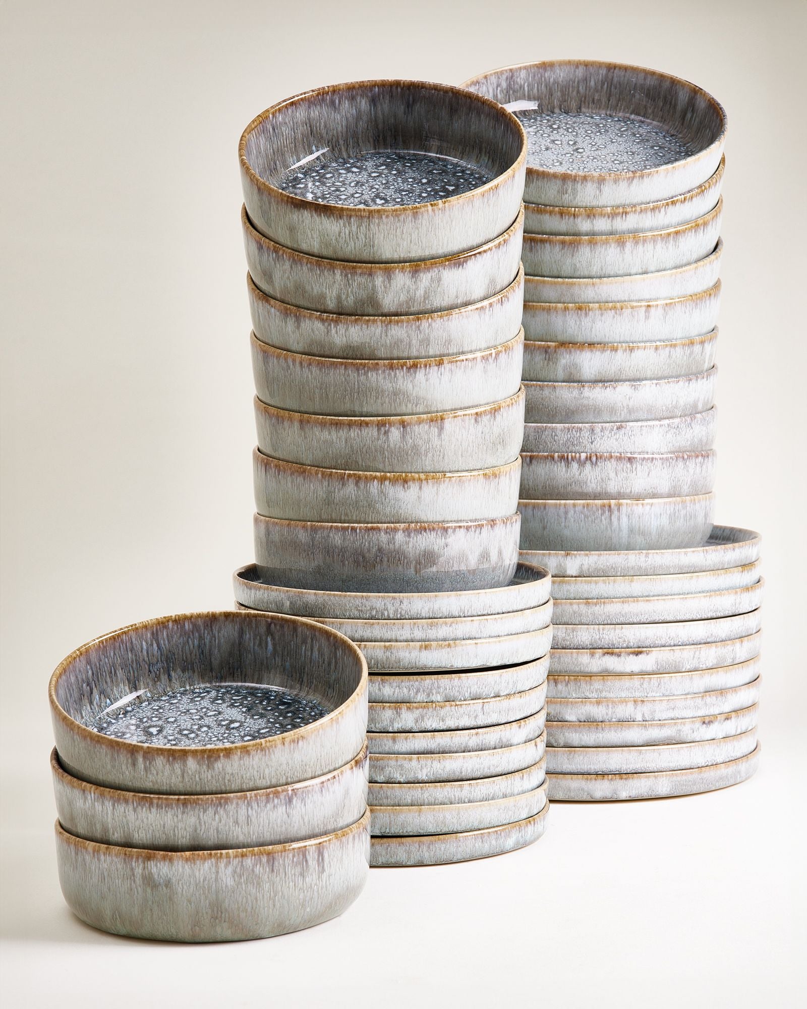 CORDOAMA - TABLEWARE SET MODERN GRAY 40 PIECES