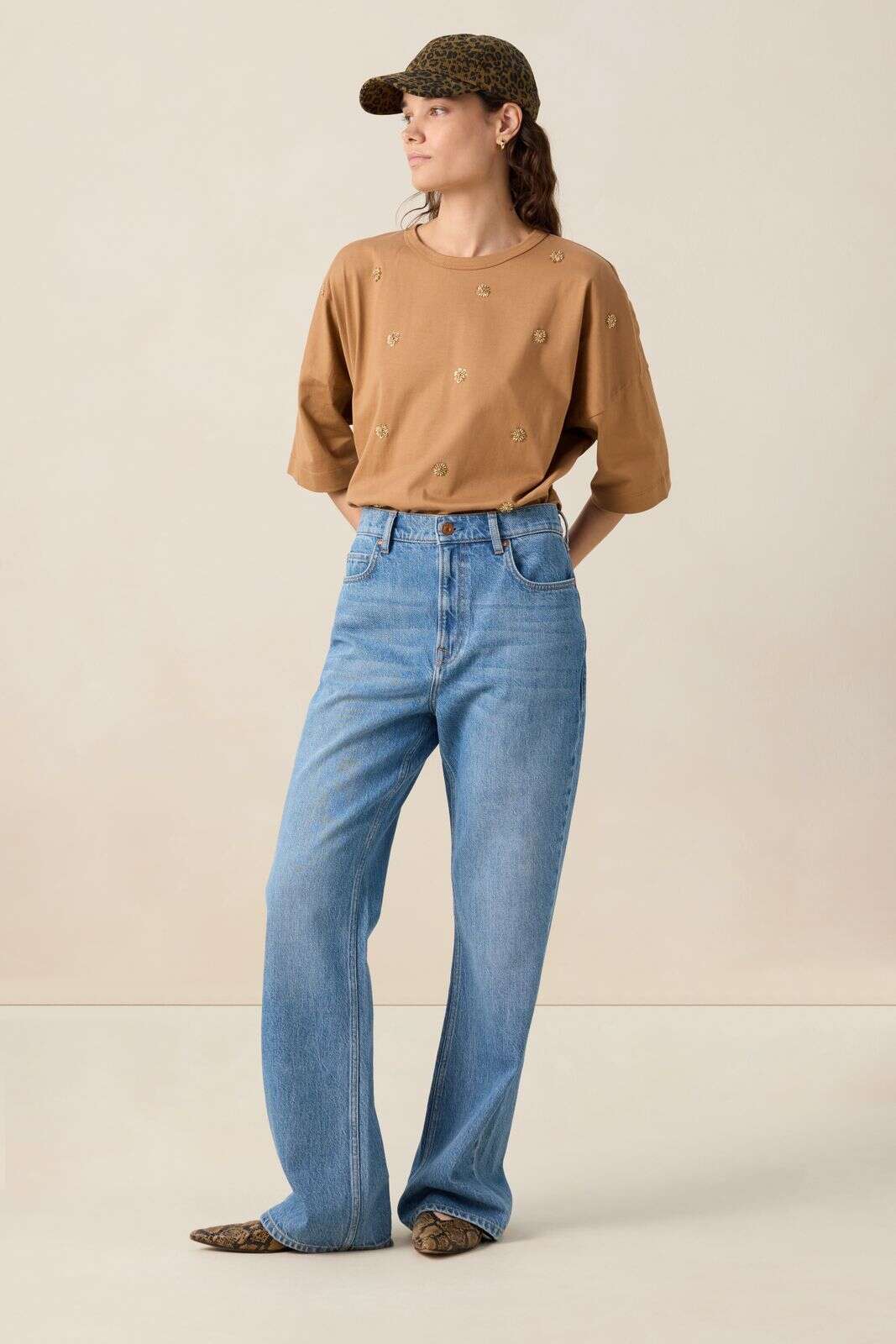 Bruinjersey T-shirt met kralen