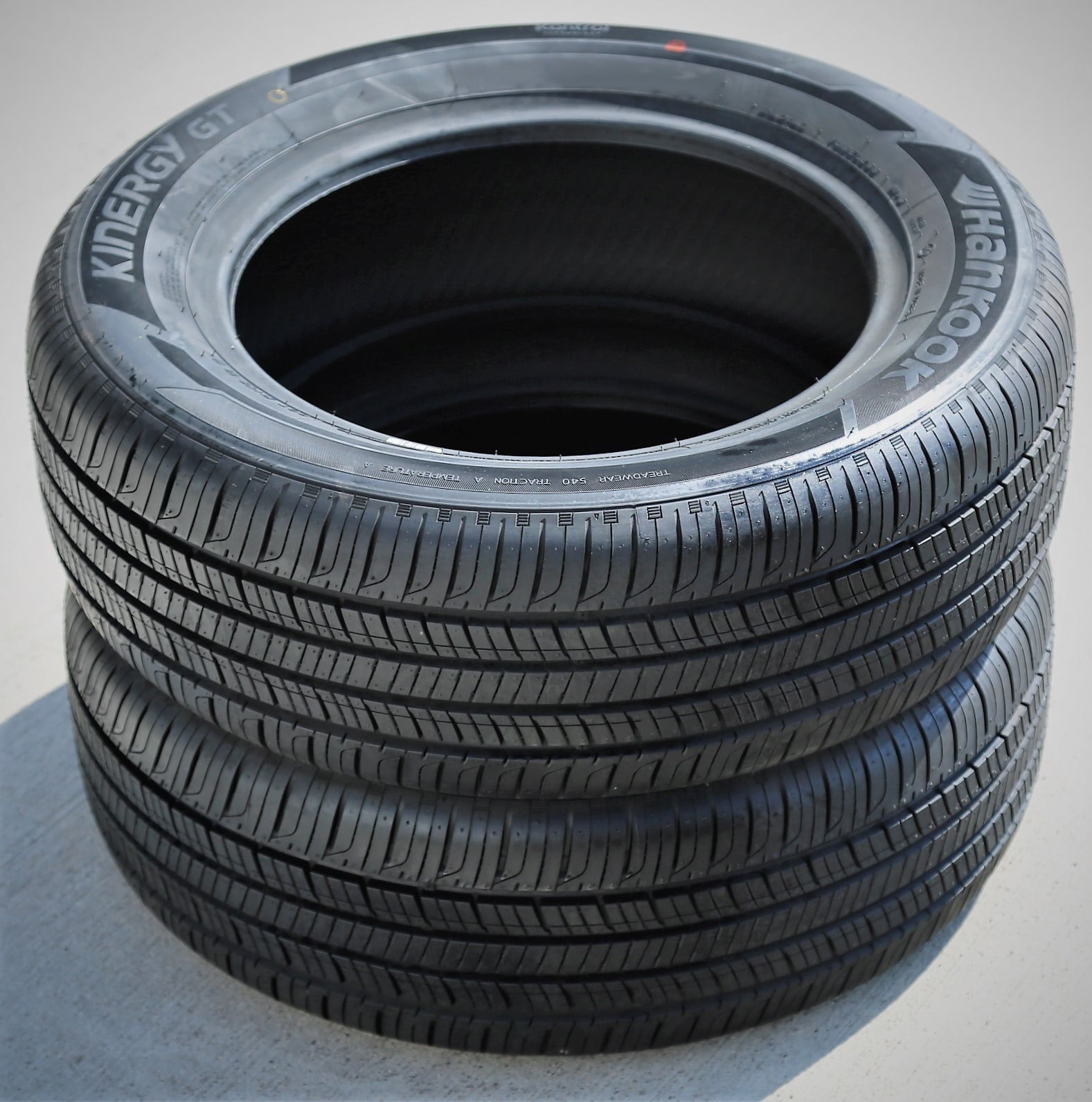 Kinergy GT (H436) All Season 235/45R18 94V Passenger Tire
