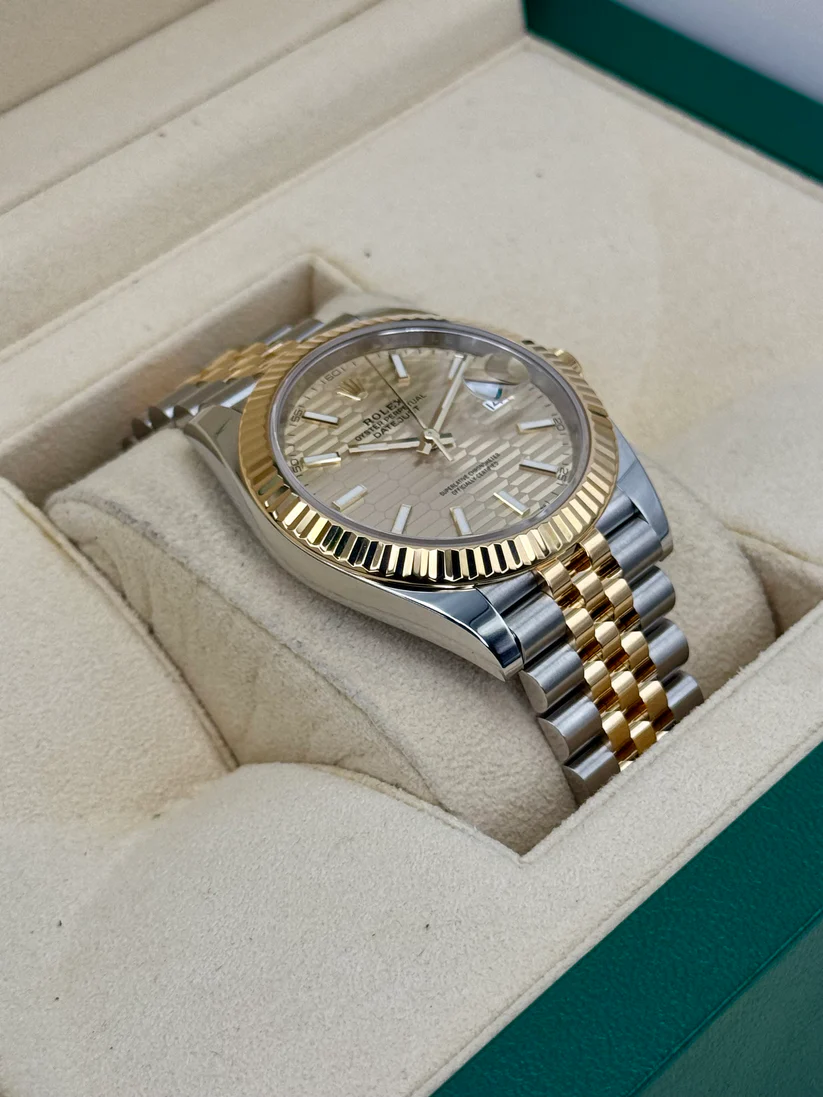 [Super Clone]RLX  Datejust 41mm Swiss Replica Watch | Two Tone Jubilee Bracele Champagne Fluted Dial Ref 126333