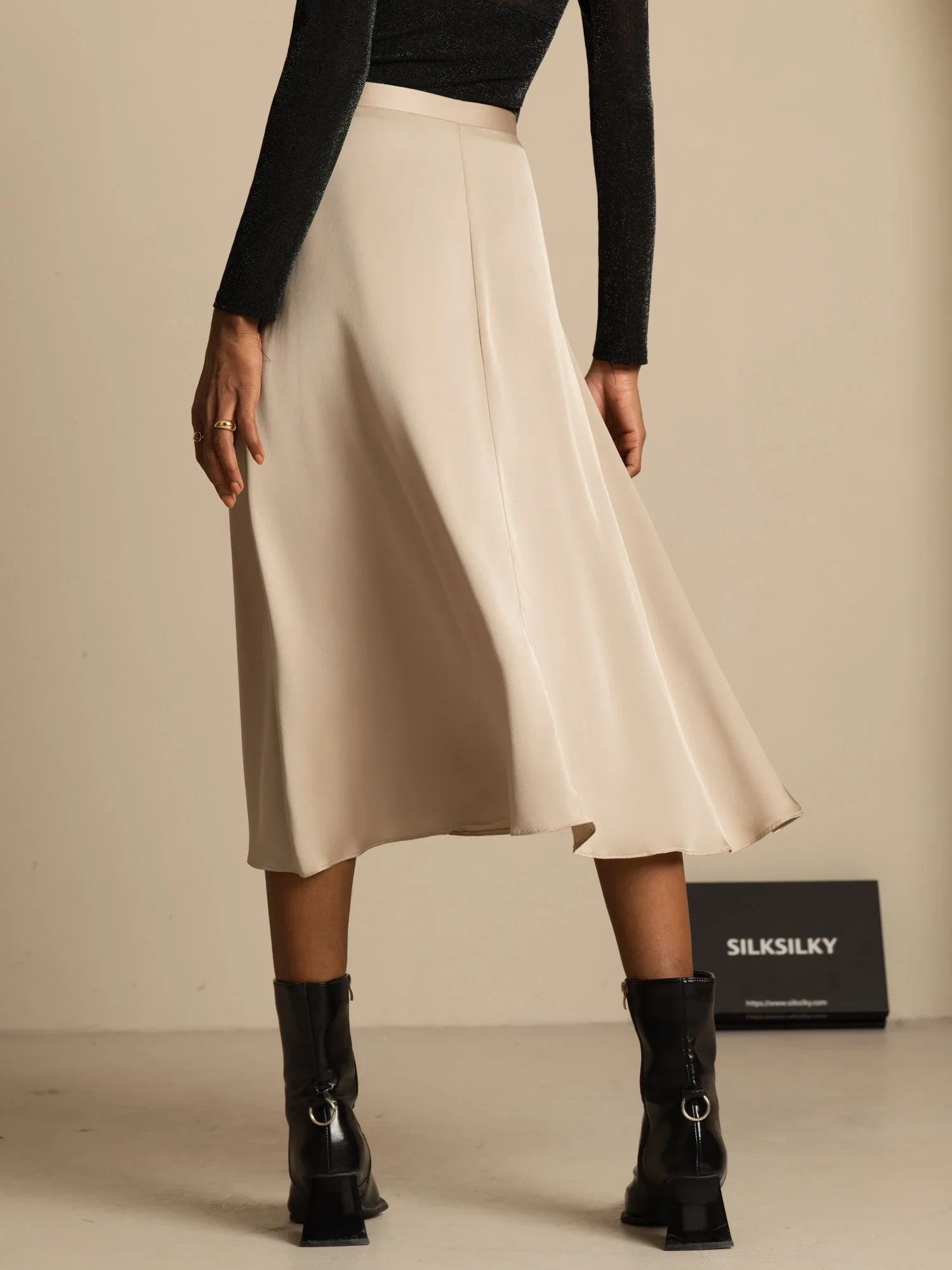19Momme Silk High Waist A-Line Pleated Midi Skirt with Pockets