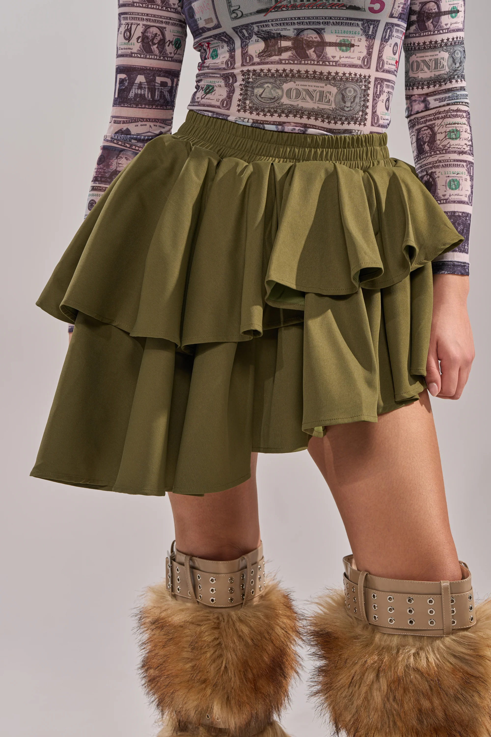 OLIVIA OLIVE MINI PLEATED SKIRT - Akira Store