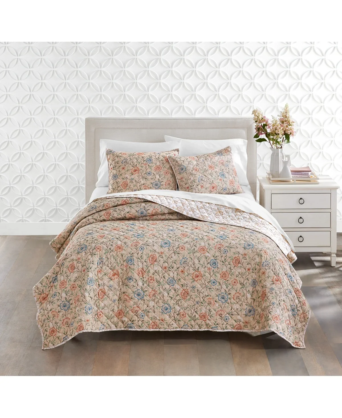 Charter Club Garden Floral Quilt, Full/Queen