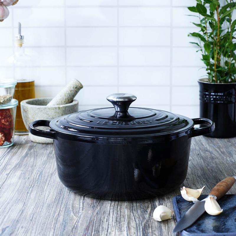 Signature støpejernsgryte rund 24 cm 4,2L black