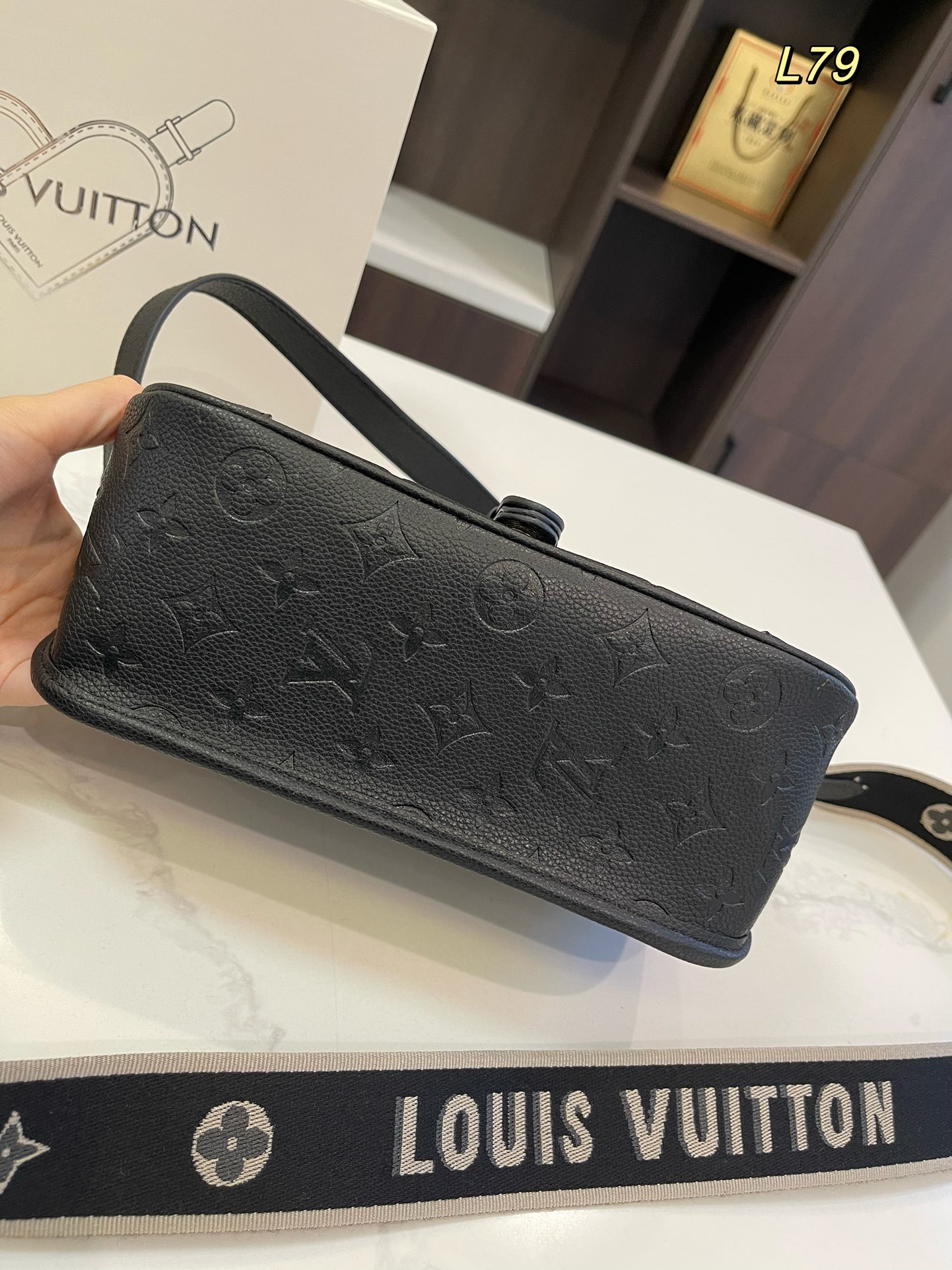 Louis new arrival Diane bag size??25*17cm