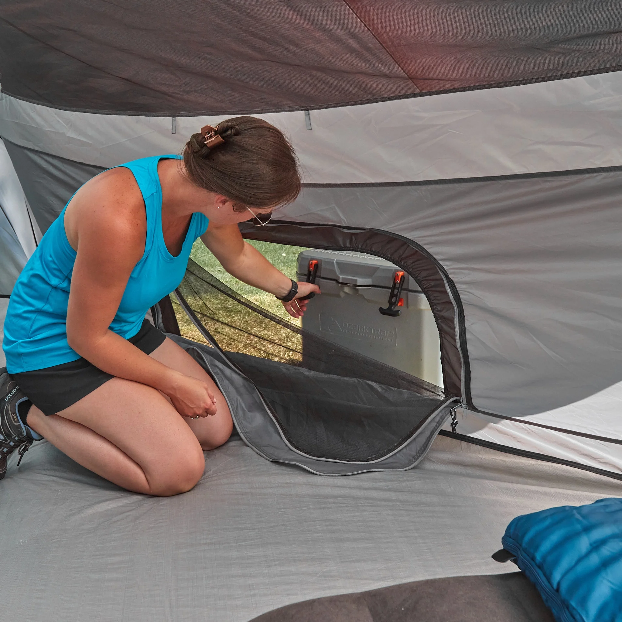 8-Person Connect Tent with Screen Porch (Straight-Leg Canopy Sold Separately) - Image 5