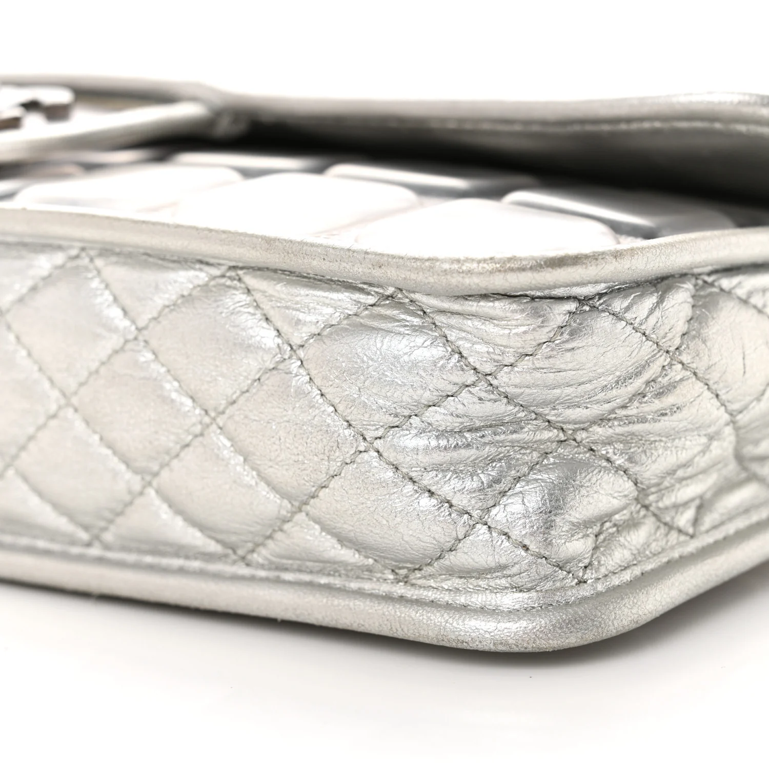 Vinyl Large Ice Cube Flap Silver