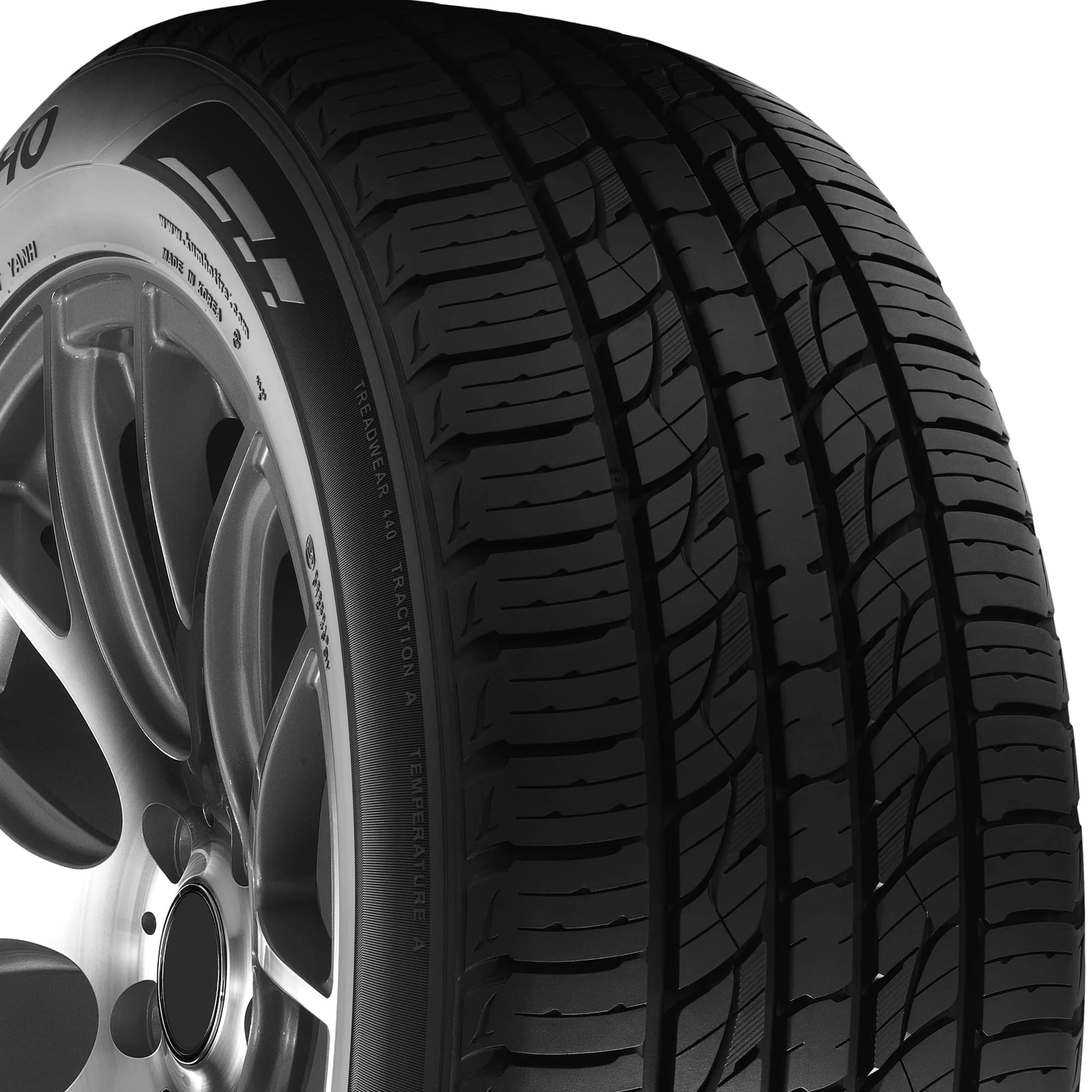Kumho Crugen Premium KL33 All-Season 235/60R18 103H SUV/Crossover Tire