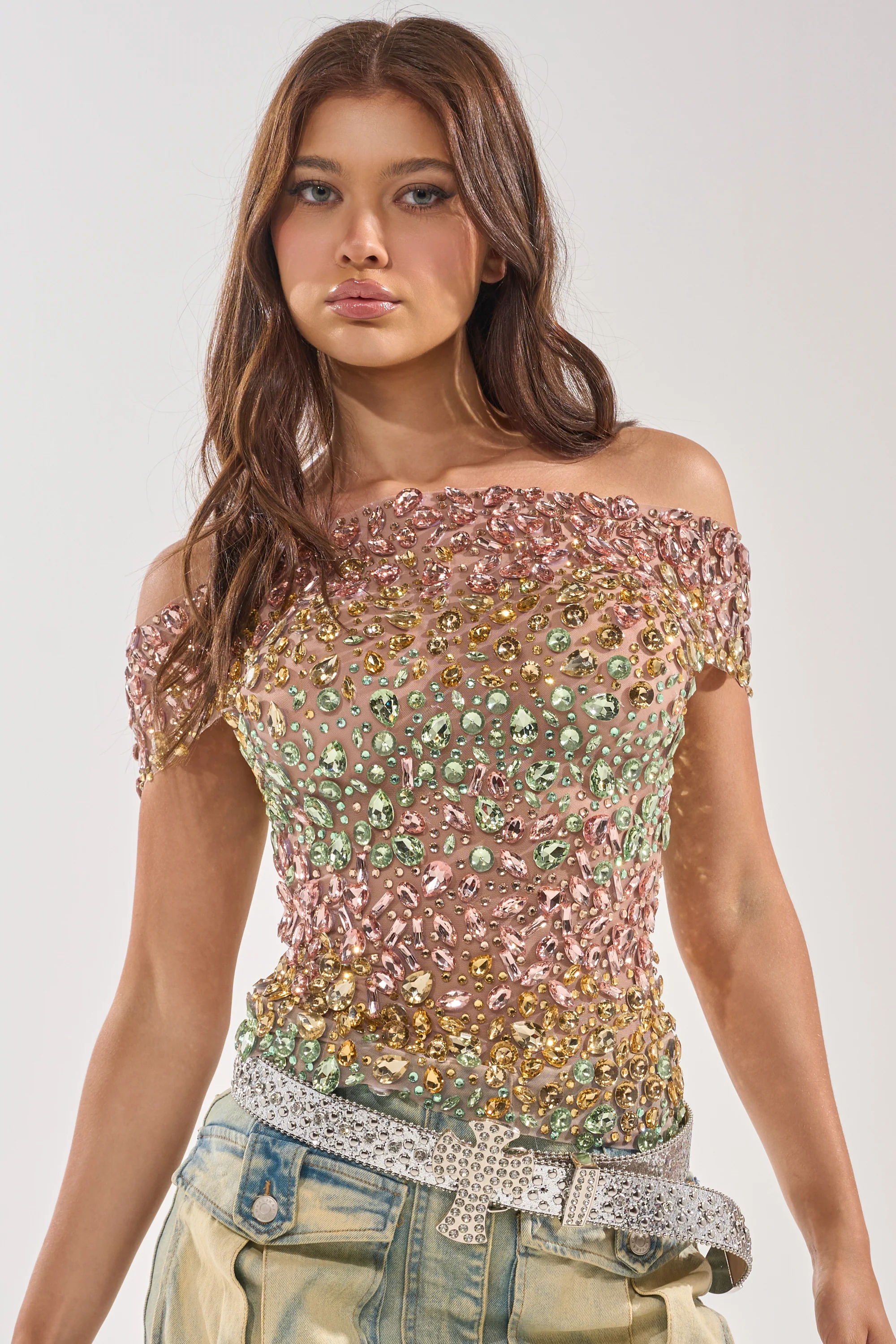 BLINGING OUT RHINESTONE TOP - Akira Store