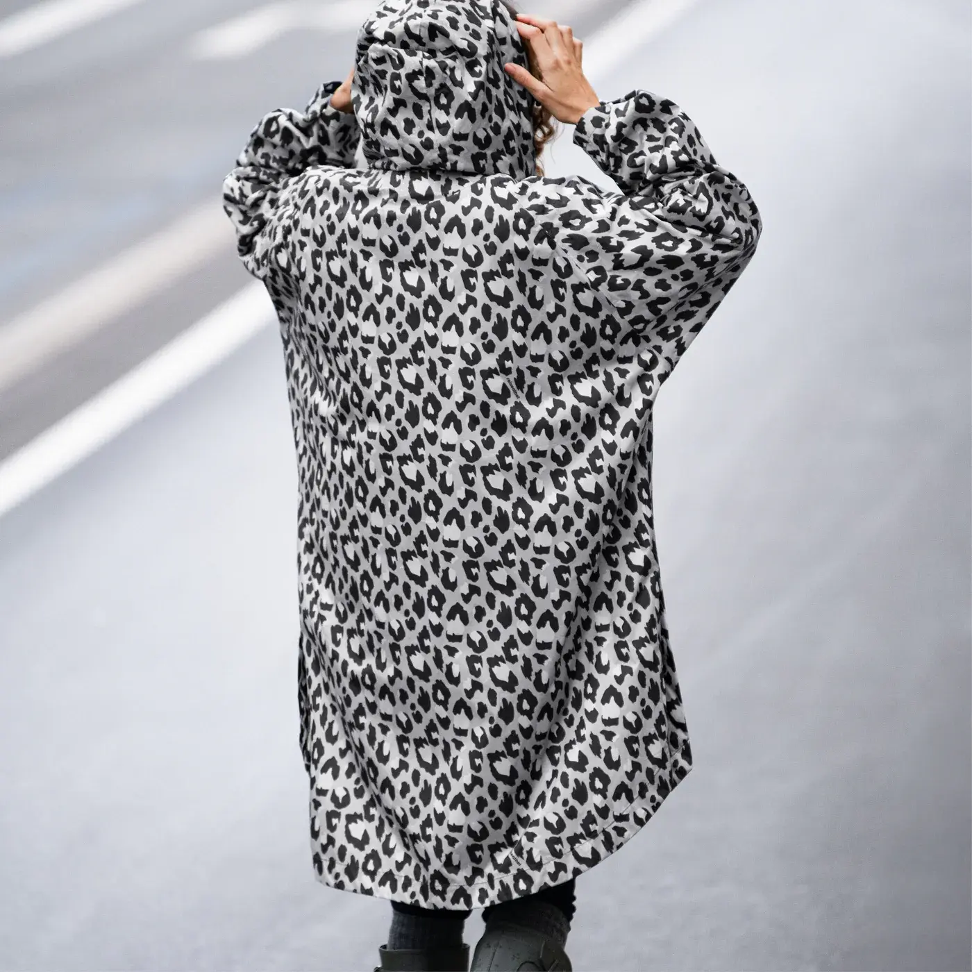 mini maxi raincoat leo nero