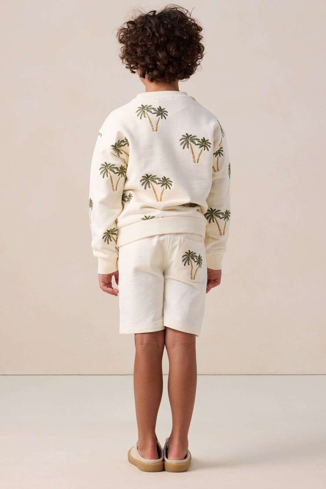 Witte short met palmboom