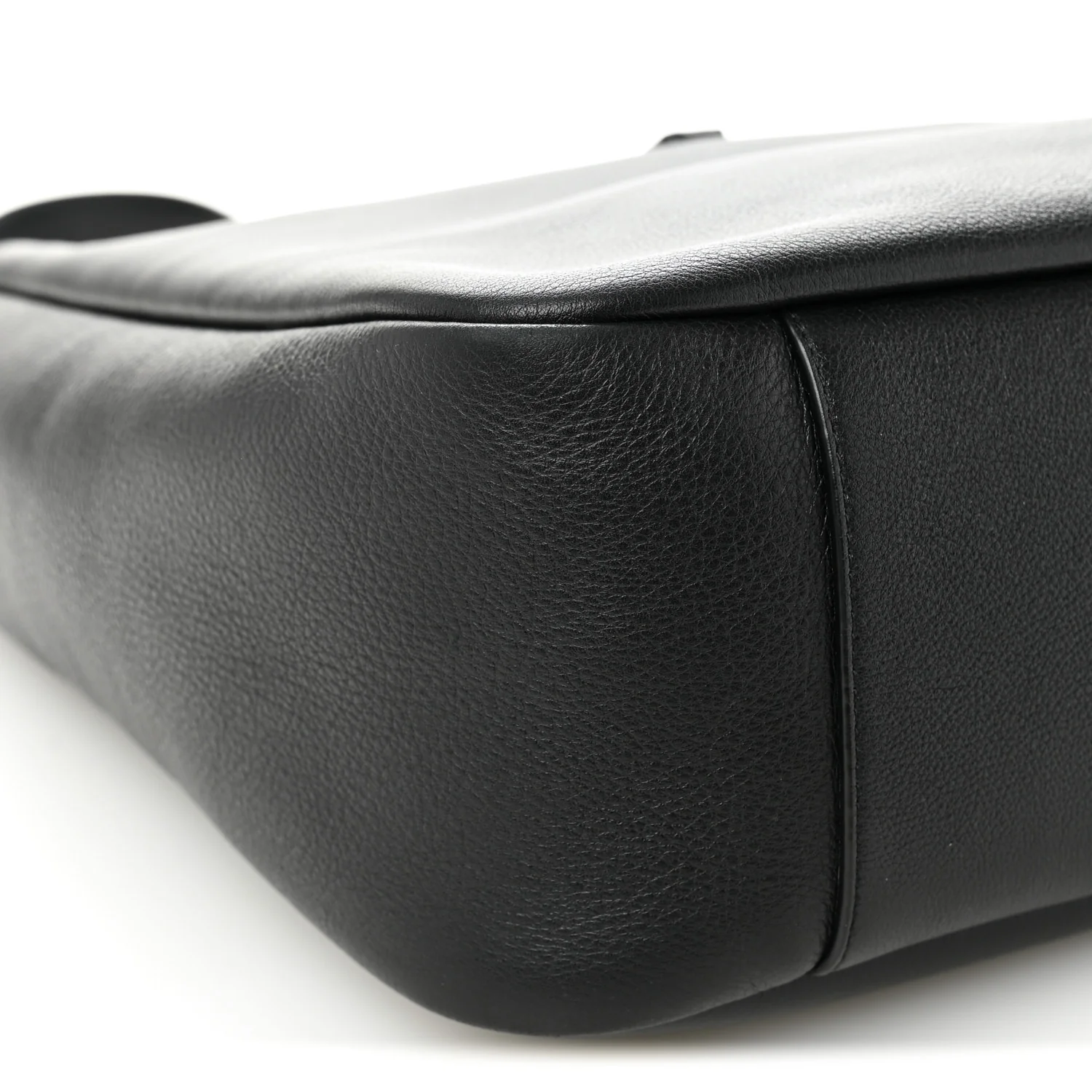 Supple Calfskin Large Le 5 A 7 Soft Hobo Black