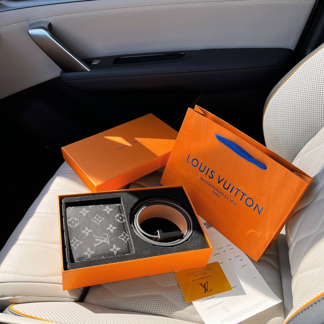 【Louis Vuitton日本公式許可専門店】ベルト+ 財布 特価開催  数量限定