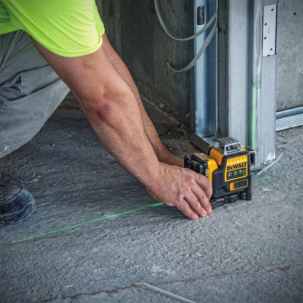 12V MAX Lithium-Ion 100 ft. Green Self-Leveling 3-Beam 360 Degree Laser Level with 2.0Ah Battery, Charger and Case - Image 7