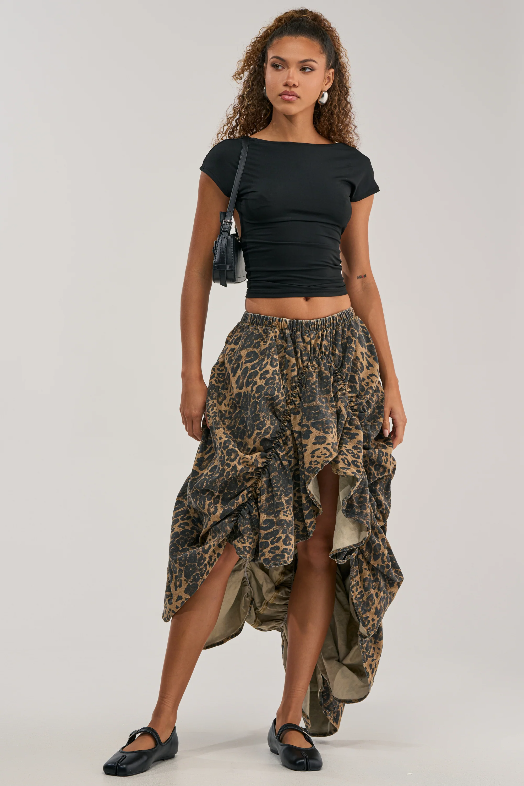 IN TO THE WILD CHEETAH RUCHED MIDI SKIRT - Akira Store