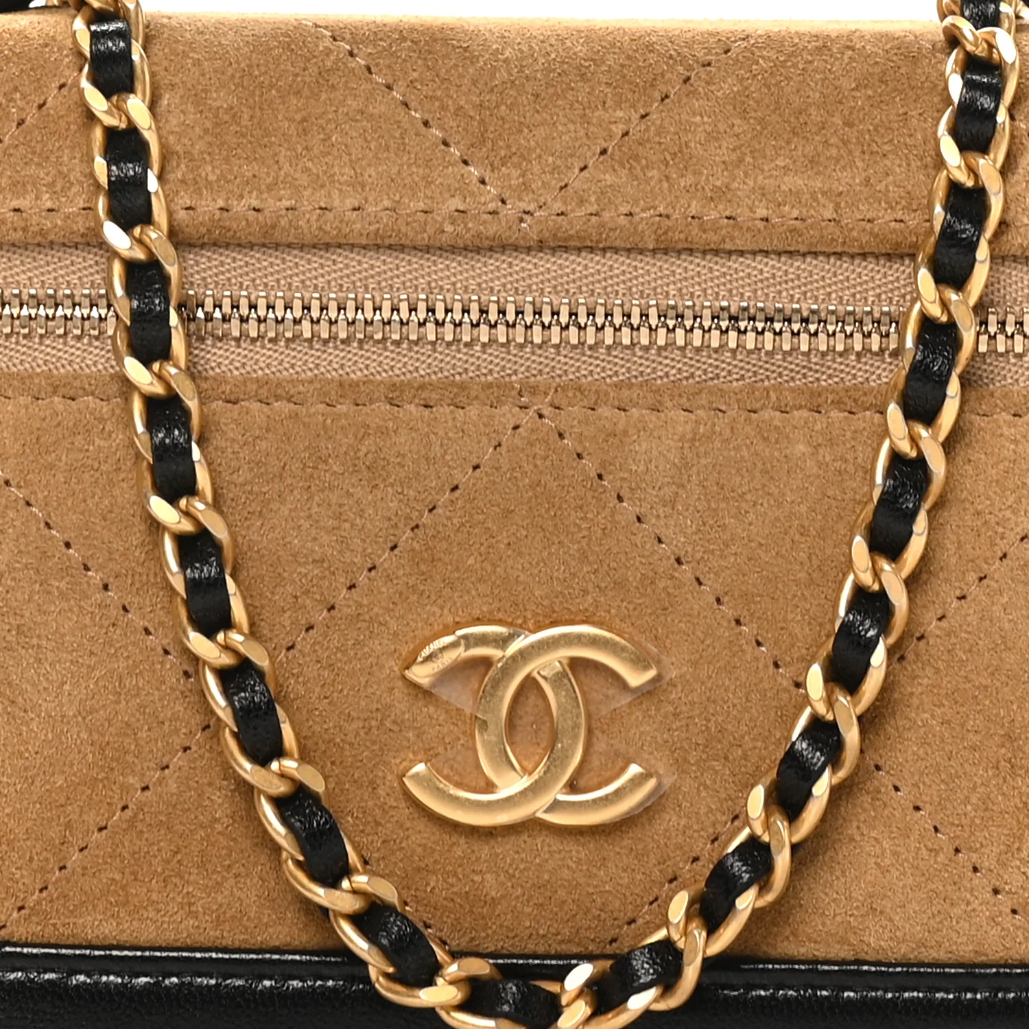 Suede Calfskin Shiny Lambskin Quilted Top Handle Slim Vanity Case With Chain Beige Black