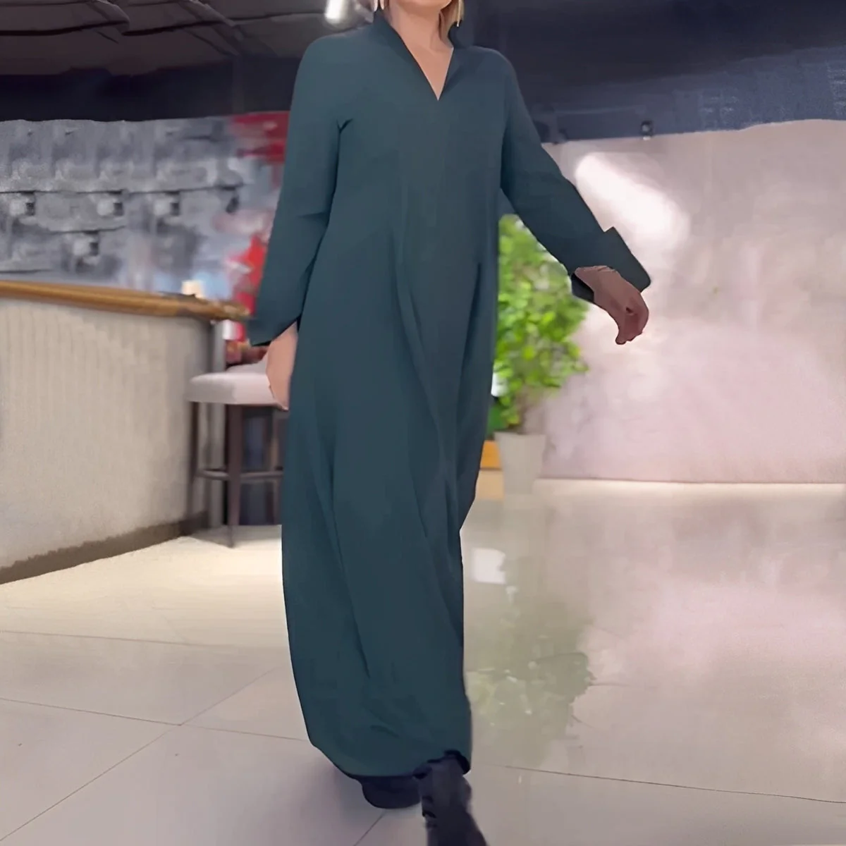 Hélène - Robe large avec fente latérale pour femmes