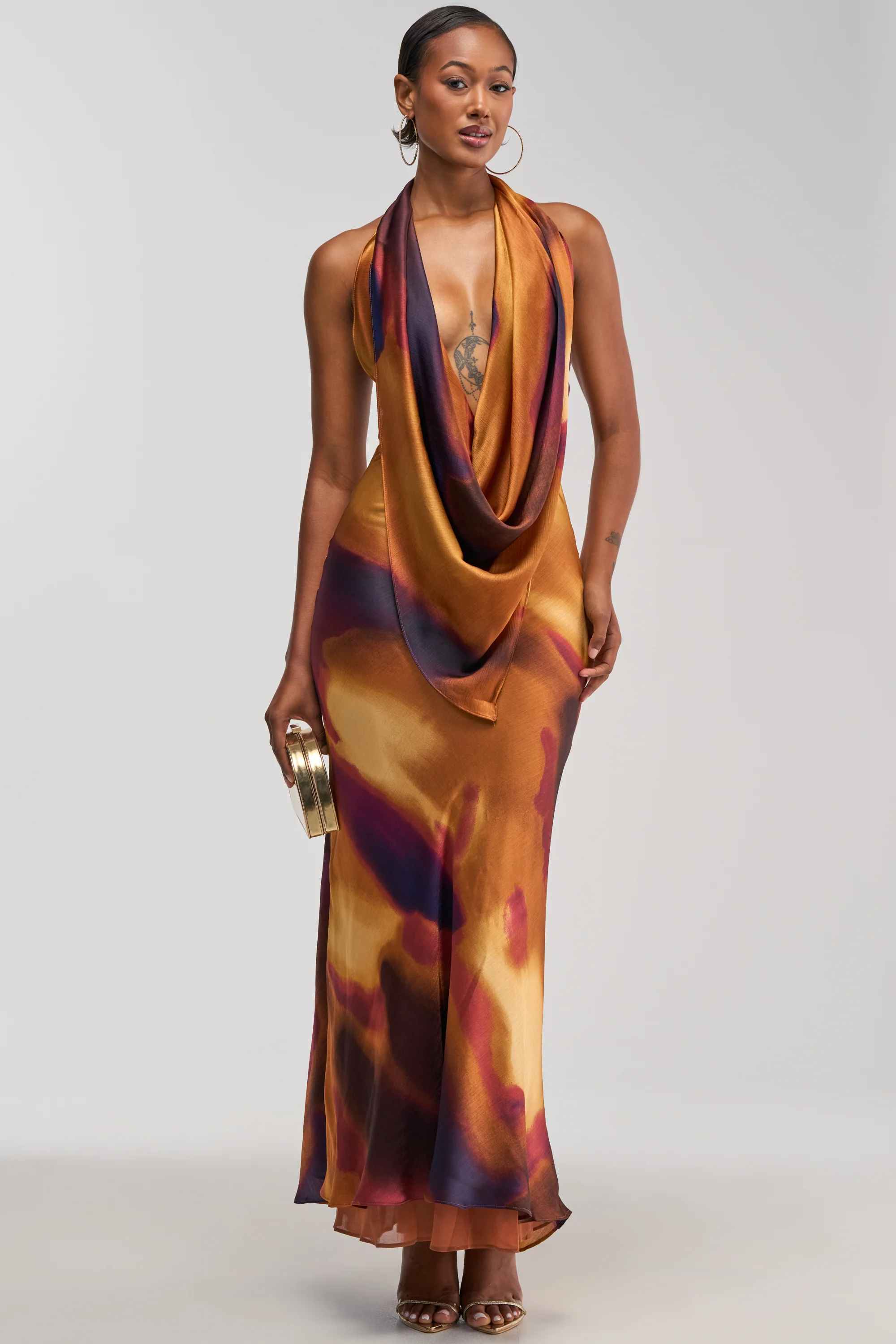 SUNKISSED ABSTRACT MAXI DRESS IN BROWN MULTI - Akira Store