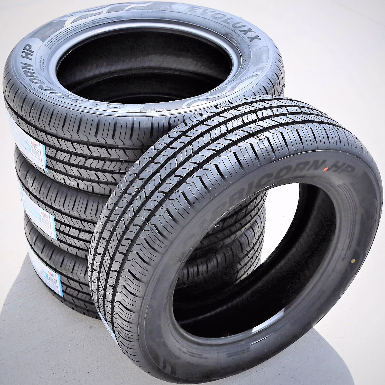 Set of 4 Evoluxx Capricorn HP 215/65R16 98H Performance a/S All-Season Tires