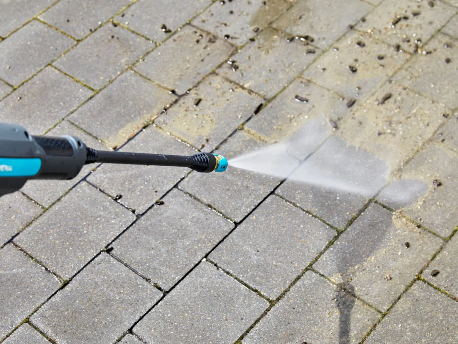 Gardena Nettoyeur moyenne pression  batterie AquaClean 24/18V P4A, 24 bar