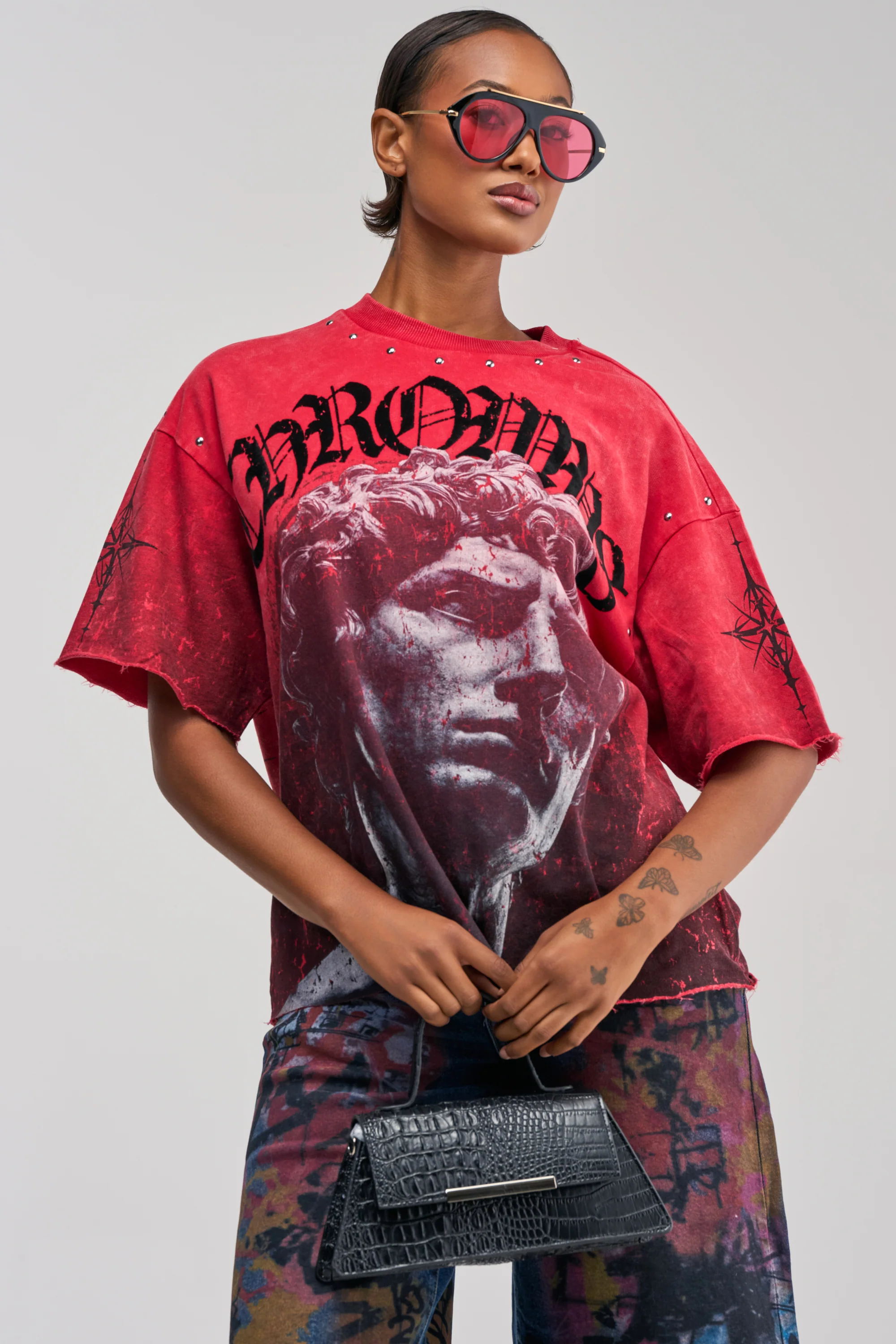 FIRST ROW ONLY HUMAN GRAPHIC TEE - Akira Store