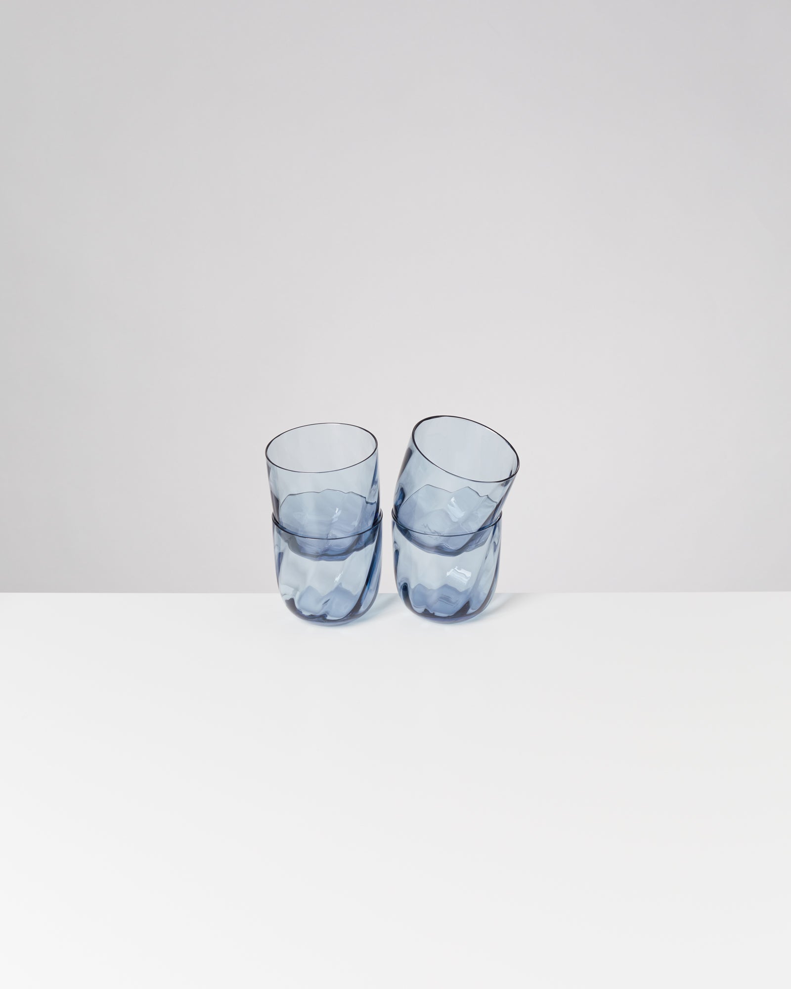 CALMA - SMALL GLASS SWIRL BLUE SET OF 4