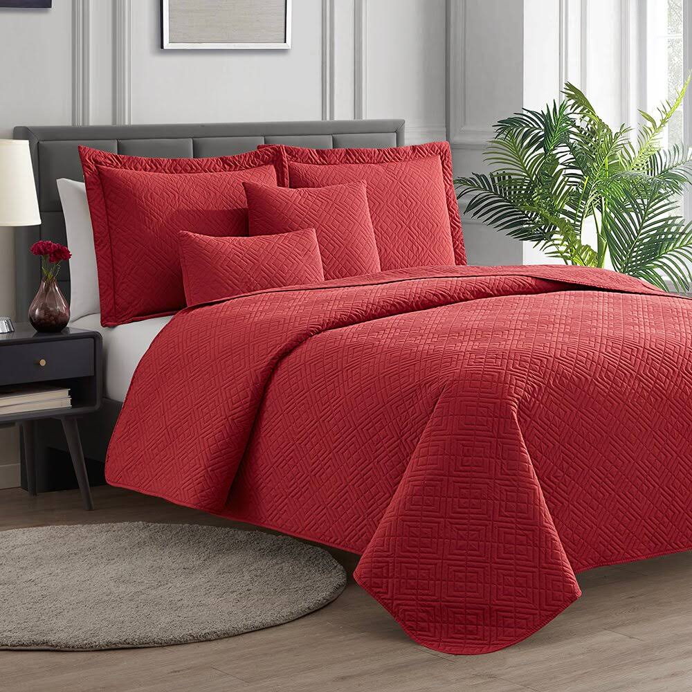 Clara Clark Bedspread Quilt Set - Embossed Pinsonic Lightweight Coverlet Set - Burgundy Red - Twin