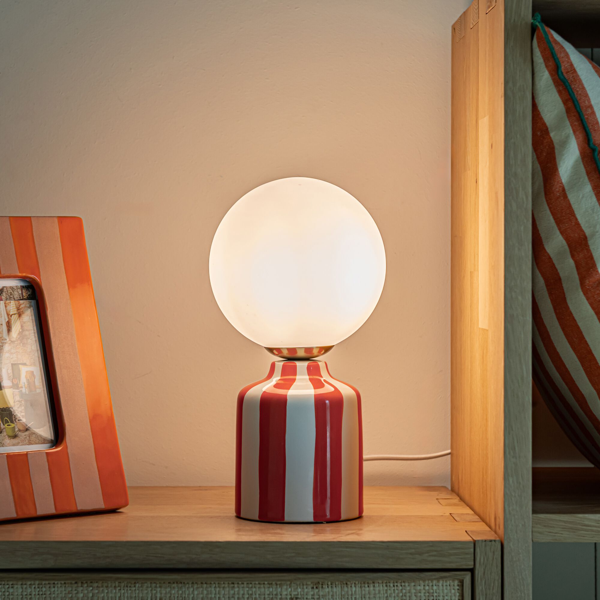 HELIOS - Lampe à rayures en céramique - orange et blanc