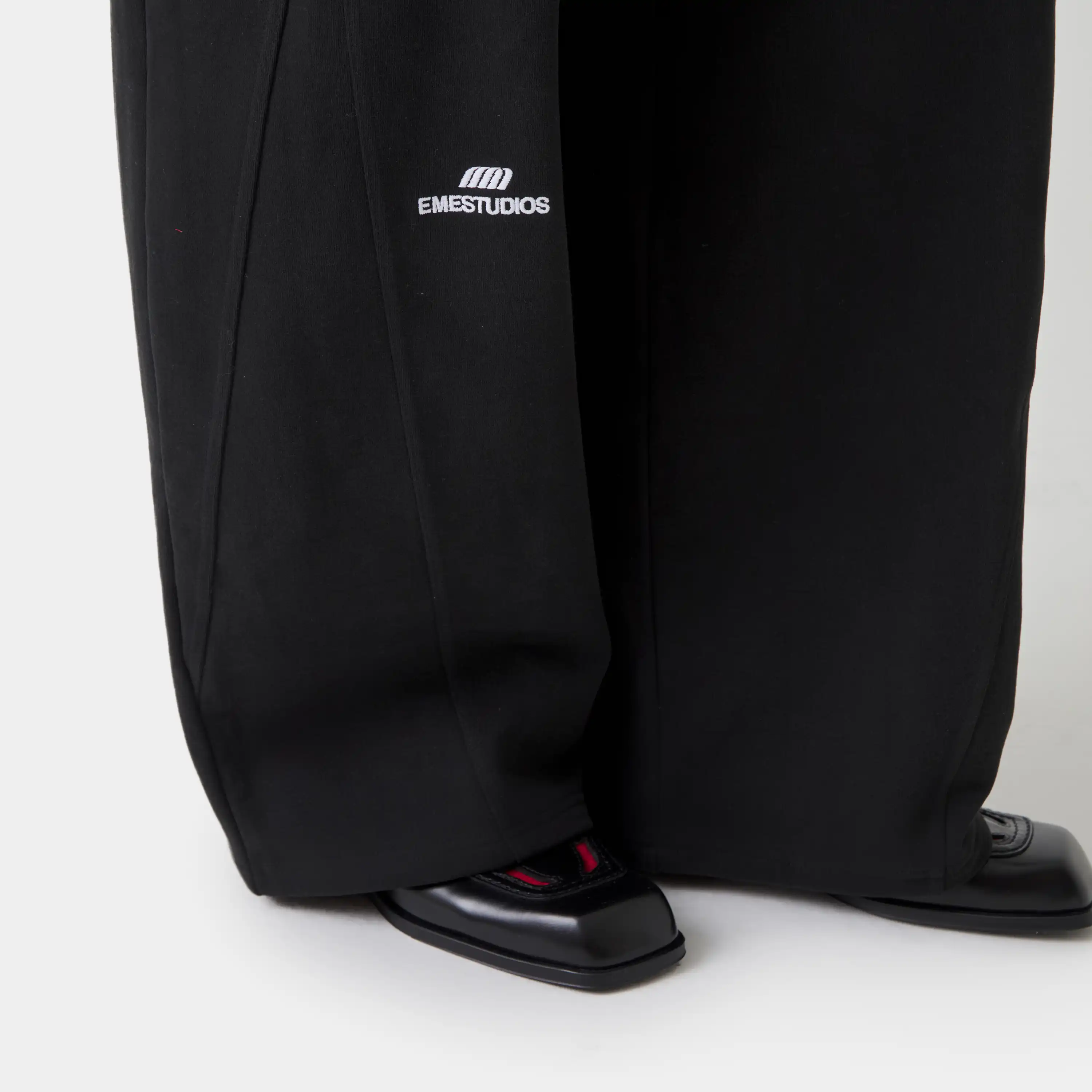 Alfa Shadow Sweatpants